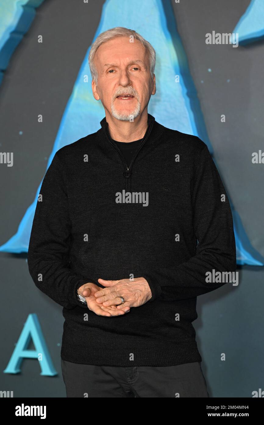 Londres, Royaume-Uni. 4 décembre 2022. James Cameron assiste à un appel photo pour le nouveau film, Avatar: The Way of Water, à l'Hôtel Corinthia à Londres. Date de la photo: Dimanche 4 décembre 2022. Le crédit photo devrait se lire: Matt Crossick/Empics/Alamy Live News Banque D'Images