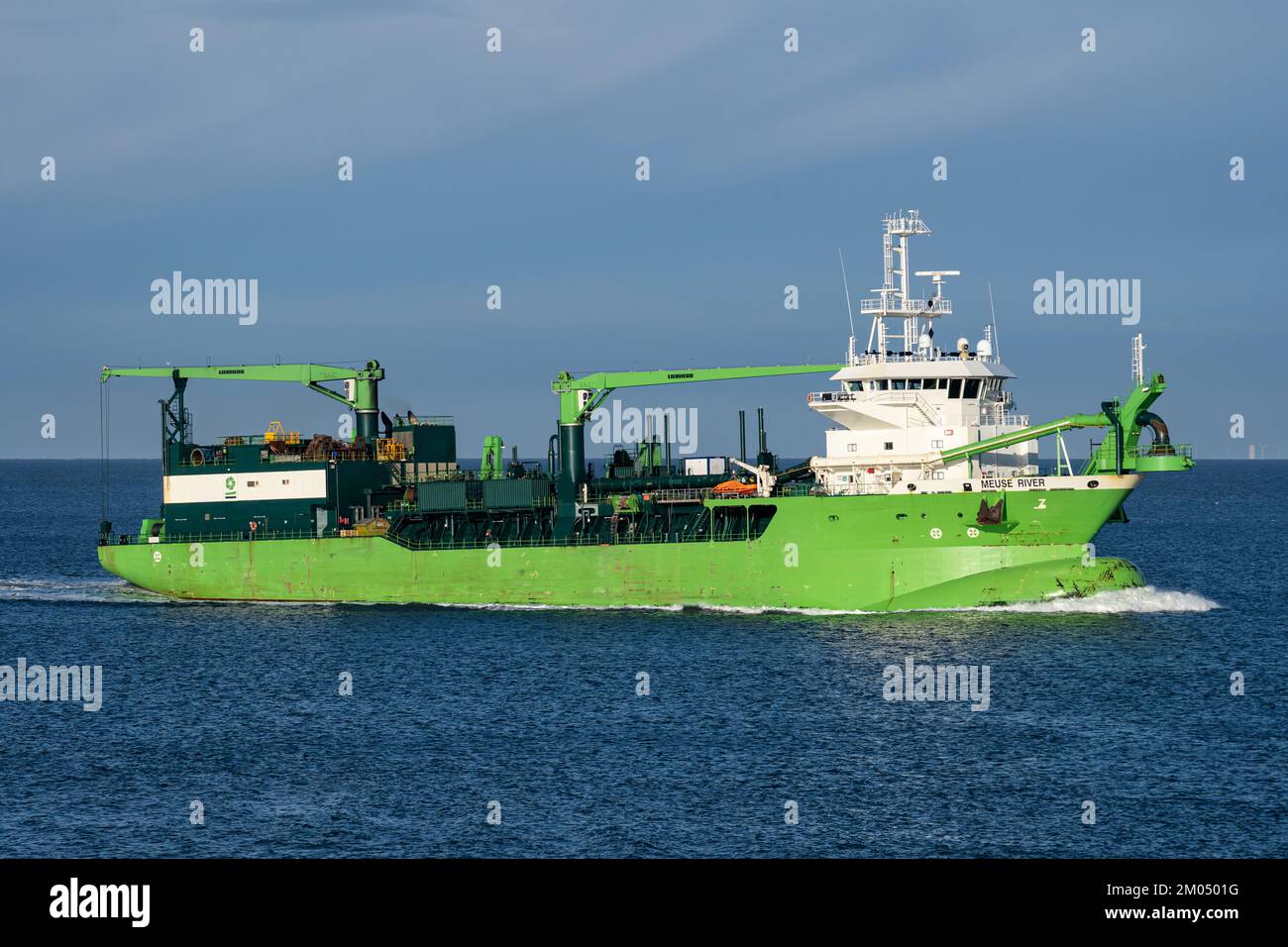 LA TRÉMIE aspirante DE DEME drague LA RIVIÈRE MEUSE sur l'Elbe Banque D'Images