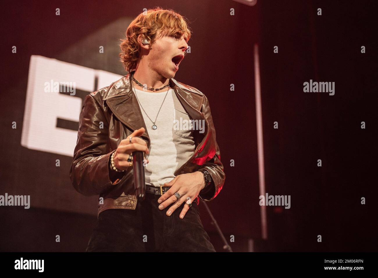 Ross Lynch, de l'ère des pilotes, se produit en 99,7 au Poptopia 2022 au SAP Center sur 03 décembre 2022, à San José, en Californie. Photo : Chris Tuite/imageSPACE/MediaPunch Banque D'Images