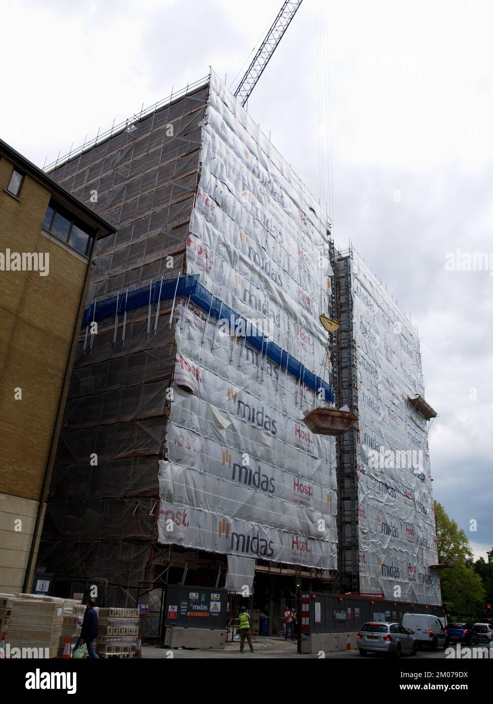 Construction enveloppante en cours de rénovation à 13 Cumberland place, Southampton, Hampshire, Angleterre. Banque D'Images