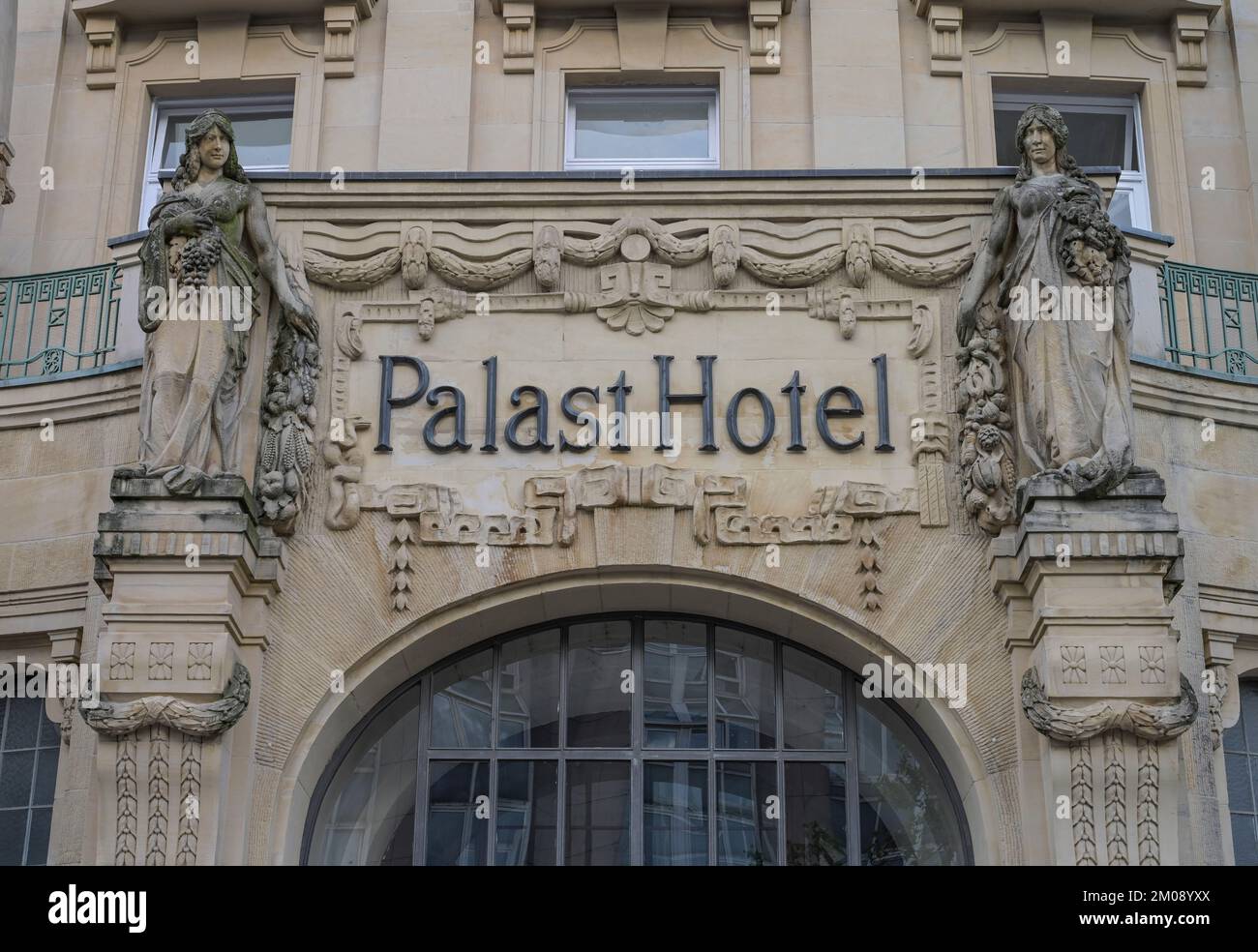 Palast Hotel, Kranzplatz, Wiesbaden, Hessen, Allemagne Banque D'Images