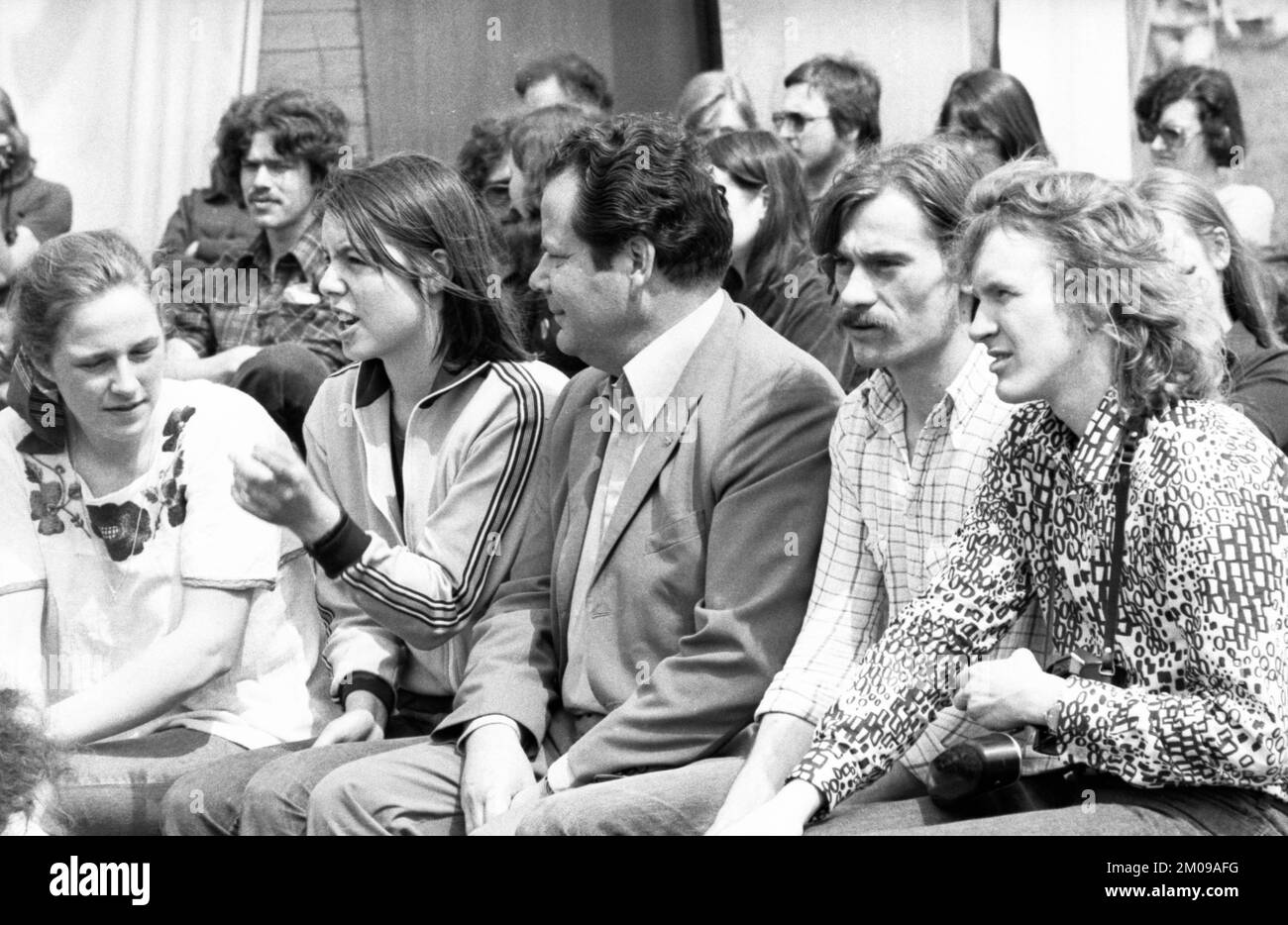 Les camps des organisations d'enfants et de jeunes affiliées au DKP Junge Pioniere et SDAJ à Whitsun 1975 le 17.05.1975 à Schermbeck.Herbert Mies (D Banque D'Images