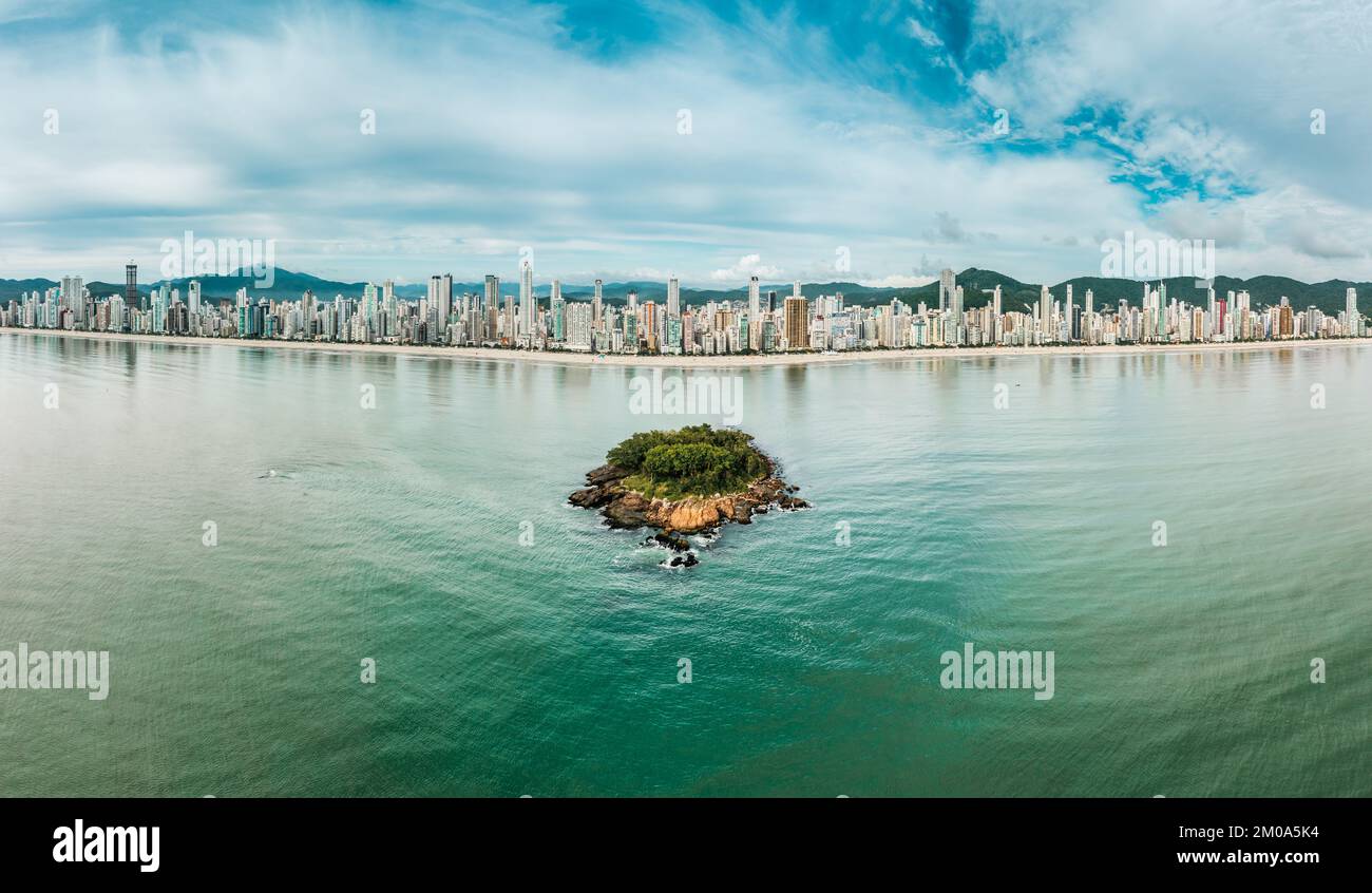 Vue panoramique aérienne de Balneario Camboriu. Santa Catarina, Brésil Banque D'Images