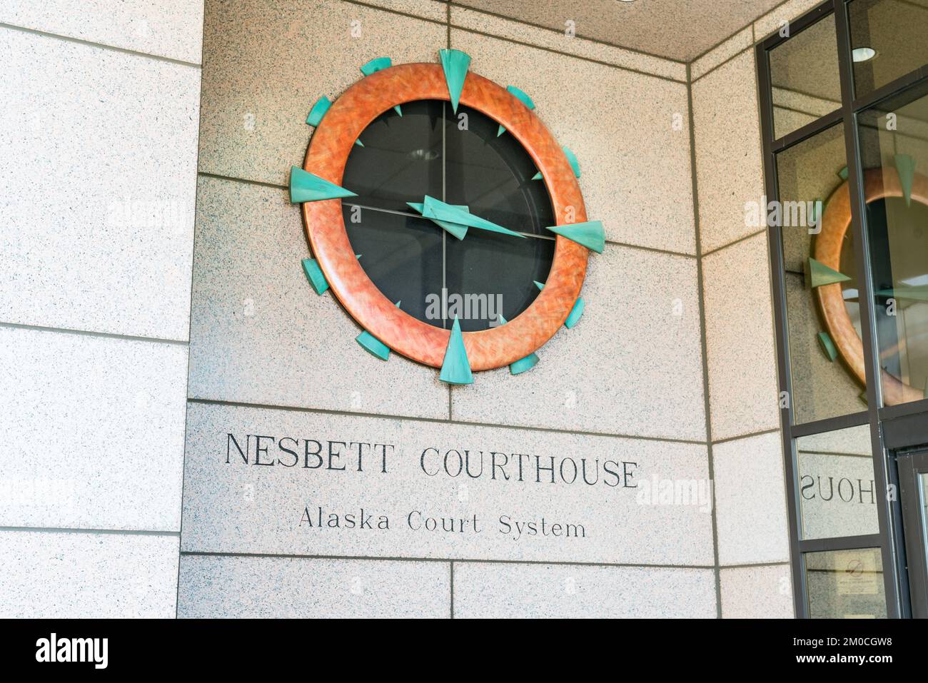Anchorage, Alaska - 4 septembre 2022 : entrée au palais de justice du comté de Nesbett à Anchorage, Alaska Banque D'Images