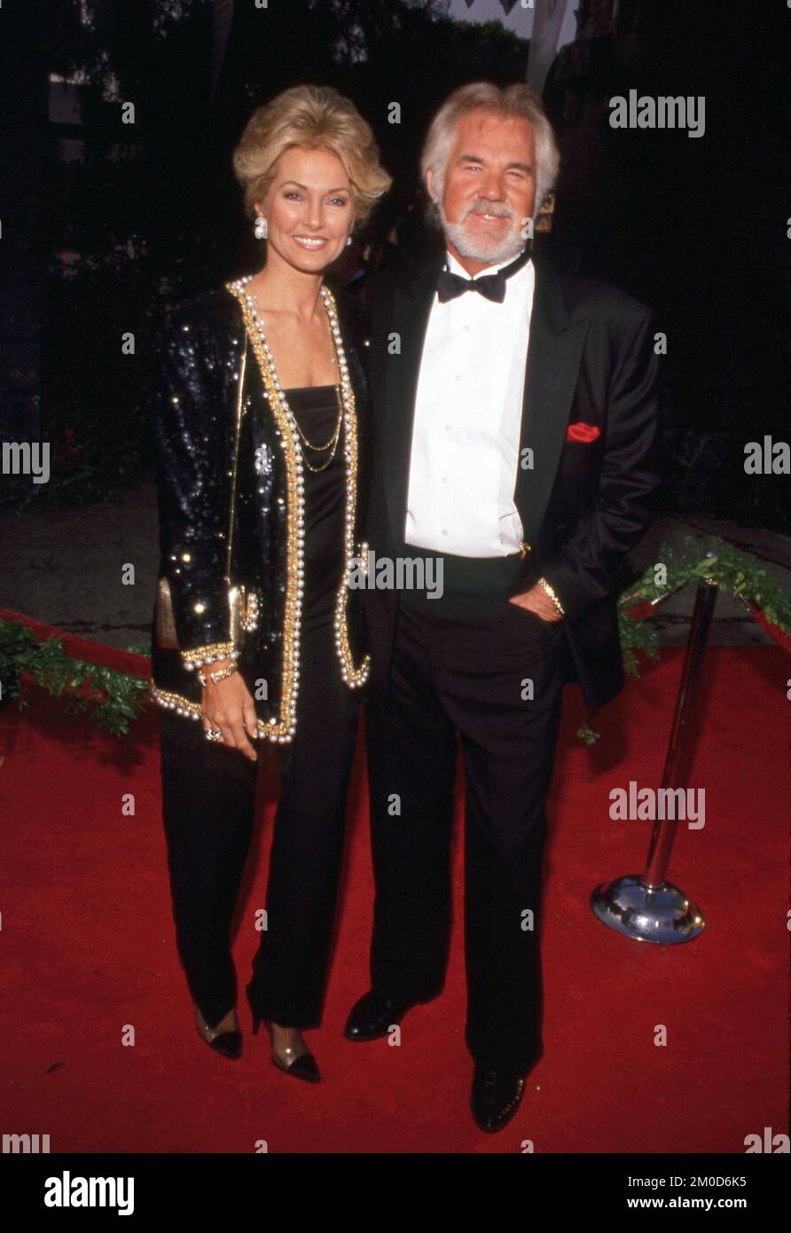 Kenny Rogers et son épouse Marianne Circa années 80 crédit: Ralph Dominguez/MediaPunch Banque D'Images