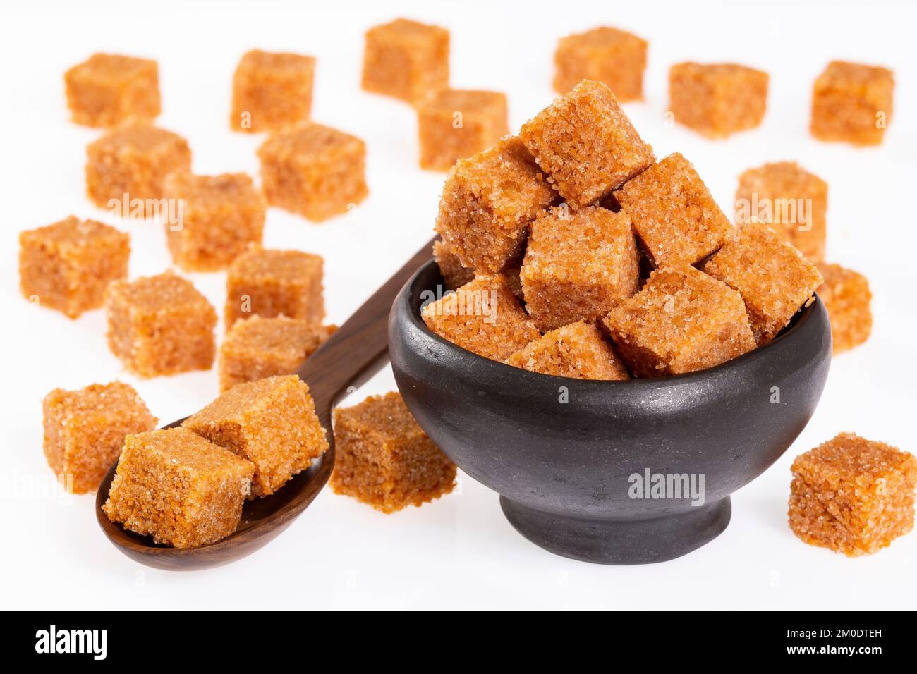 Cristaux de sucre de canne brun non raffinés - Saccharum officinarum Banque D'Images