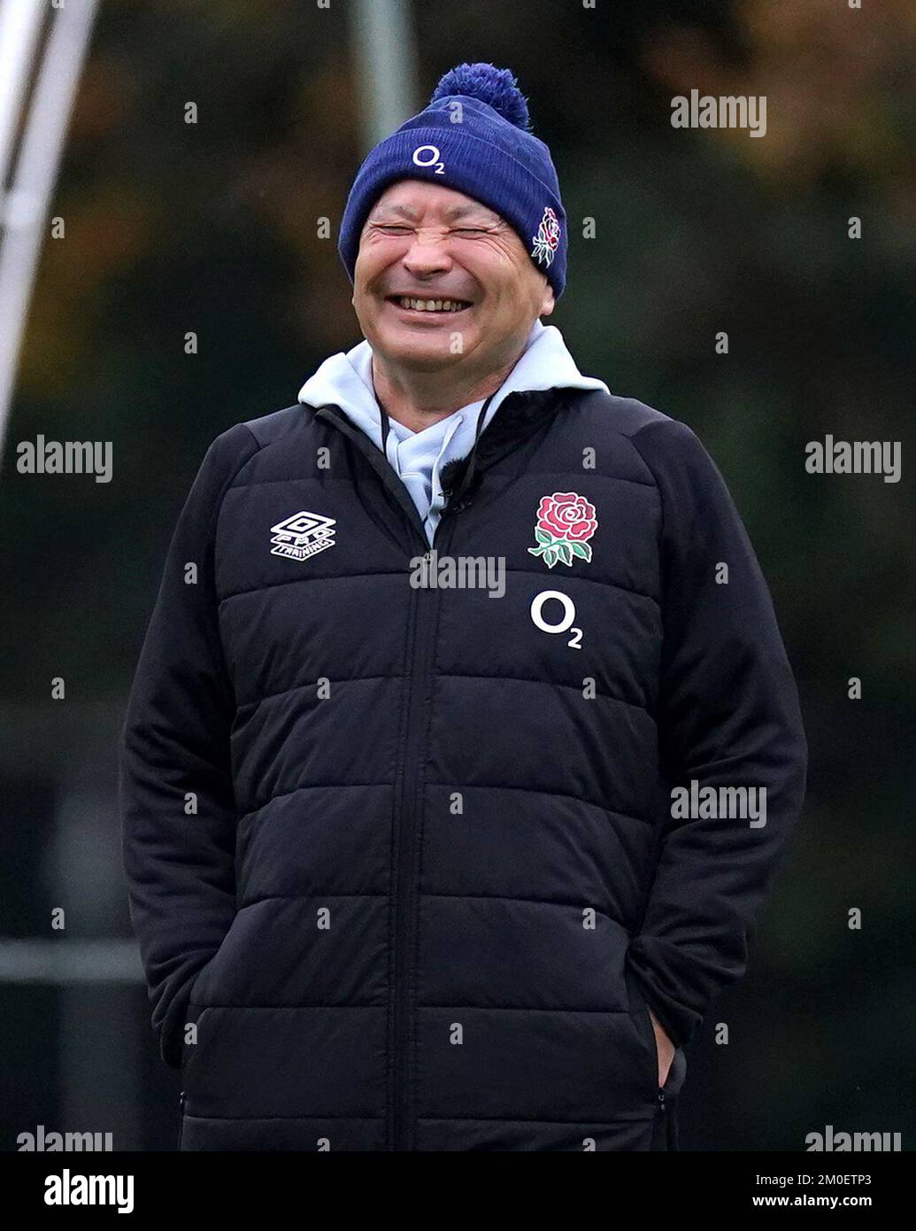 Photo du dossier datée du 19-11-2021 de l'entraîneur-chef d'Angleterre Eddie Jones. Eddie Jones semble sur le point de découvrir dans les 48 prochaines heures s'il continuera à être entraîneur-chef de l'Angleterre, parmi les rapports qu'il sera mis à la porte après avoir présidé la pire année de l'équipe nationale depuis 2008. Date de publication : mardi 6 décembre 2022. Banque D'Images