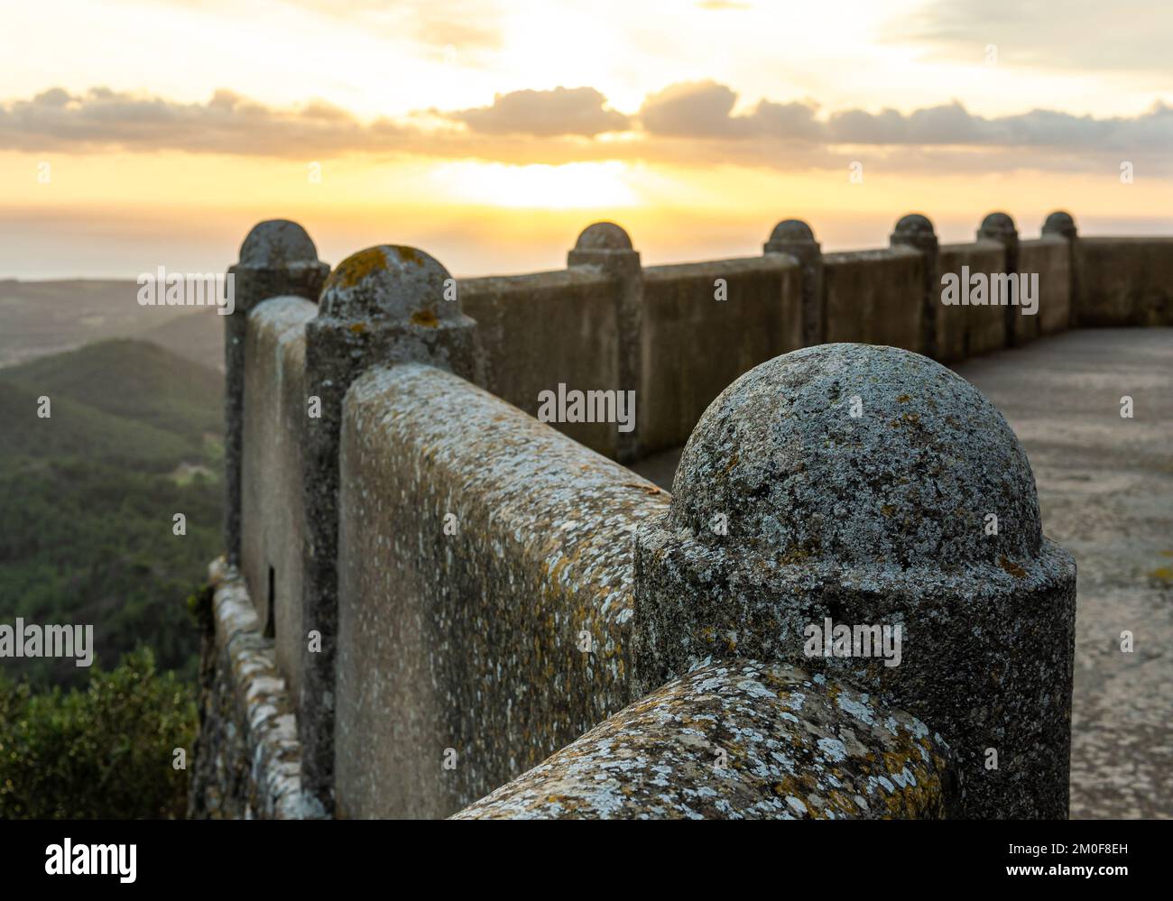 Lever de soleil avec une lumière spectaculaire au Sanctuaire de Sant Salvafor, Felanitx, île de Majorque, Espagne Banque D'Images