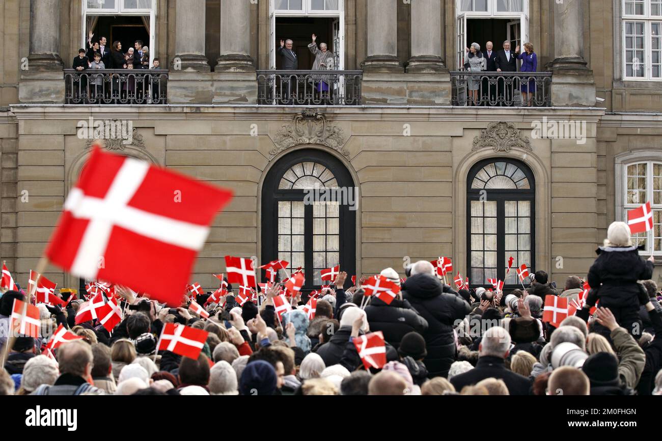Page De Garde Danemark La reine Margrethe du Danemark célèbre 40 ans sur le trône. La famille