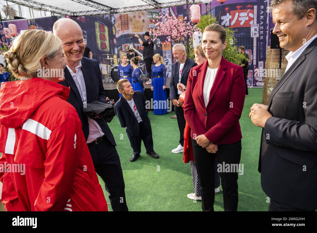 La première ministre, Mette Frederiksen, et la médaillée d'or olympique, Anne-Marie Rindom, à l'occasion de la fête d'accueil des athlètes olympiques du Danemark à l'Experimentarium à Hellerup. Le prince héritier Frederik a également assisté à la fête. Lundi, 9 août 2021. (Photo: Martin Sylvest/Ritzau Scanpix) Banque D'Images