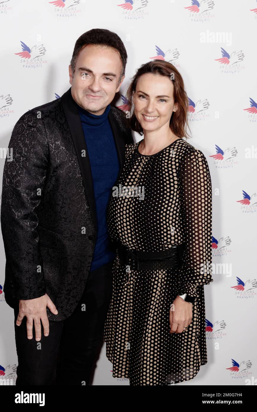 Paris, France. 5th décembre 2022. Laurent Amar et Delphine Zentout assistent au Gala du secours populaire au Musée des Arts forains sur 5 décembre 2022 à Paris. Banque D'Images