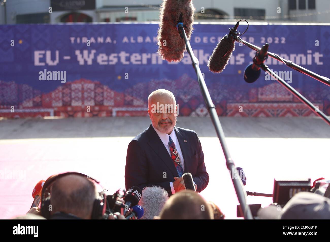Tirana, Albanie sur 12 décembre 2022. Le Premier ministre albanais, EDI ...