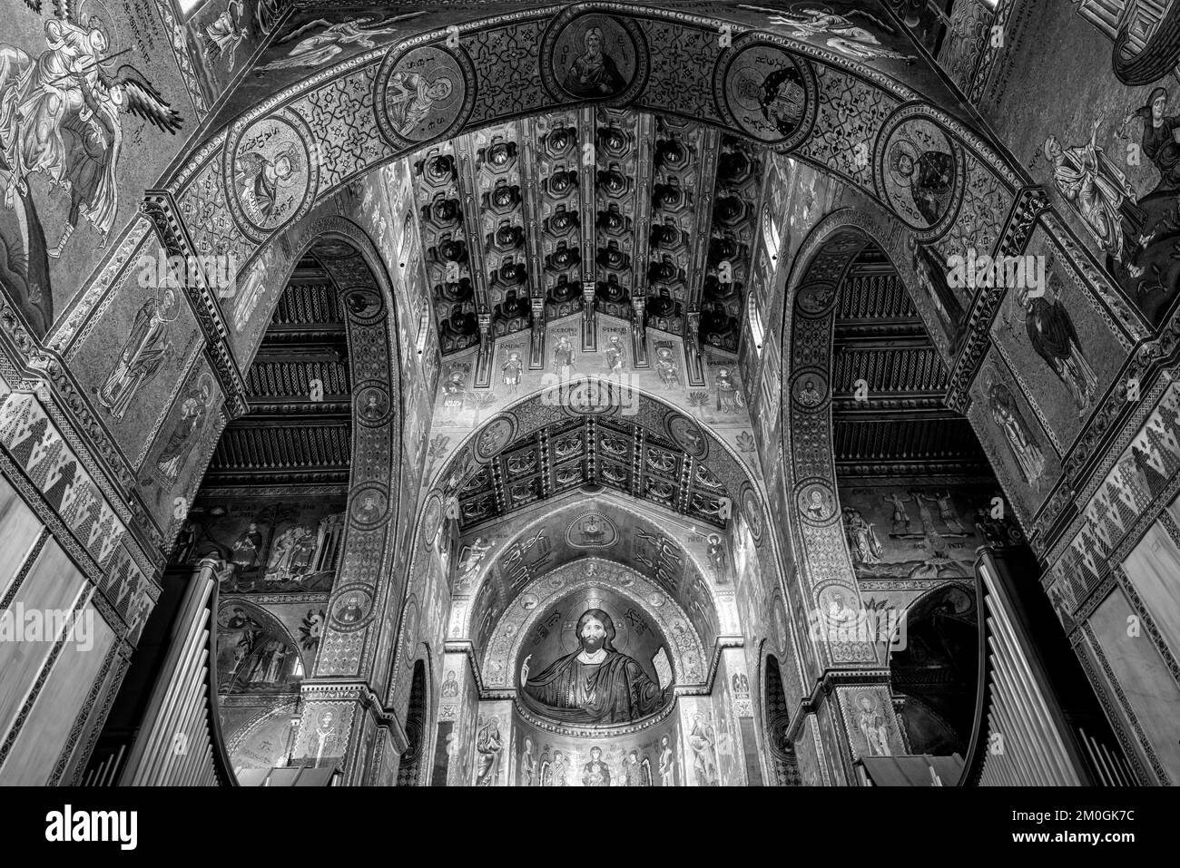 L'intérieur de la cathédrale de Monreale, Palerme, Sicile, Italie. Banque D'Images