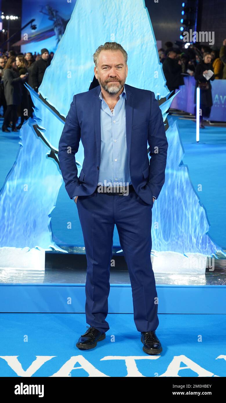 Brendan Cowell arrive pour la première mondiale d'Avatar: The Way of Water, à l'Odeon Luxe à Leicester Square, Londres. Date de la photo: Mardi 6 décembre 2022. Banque D'Images