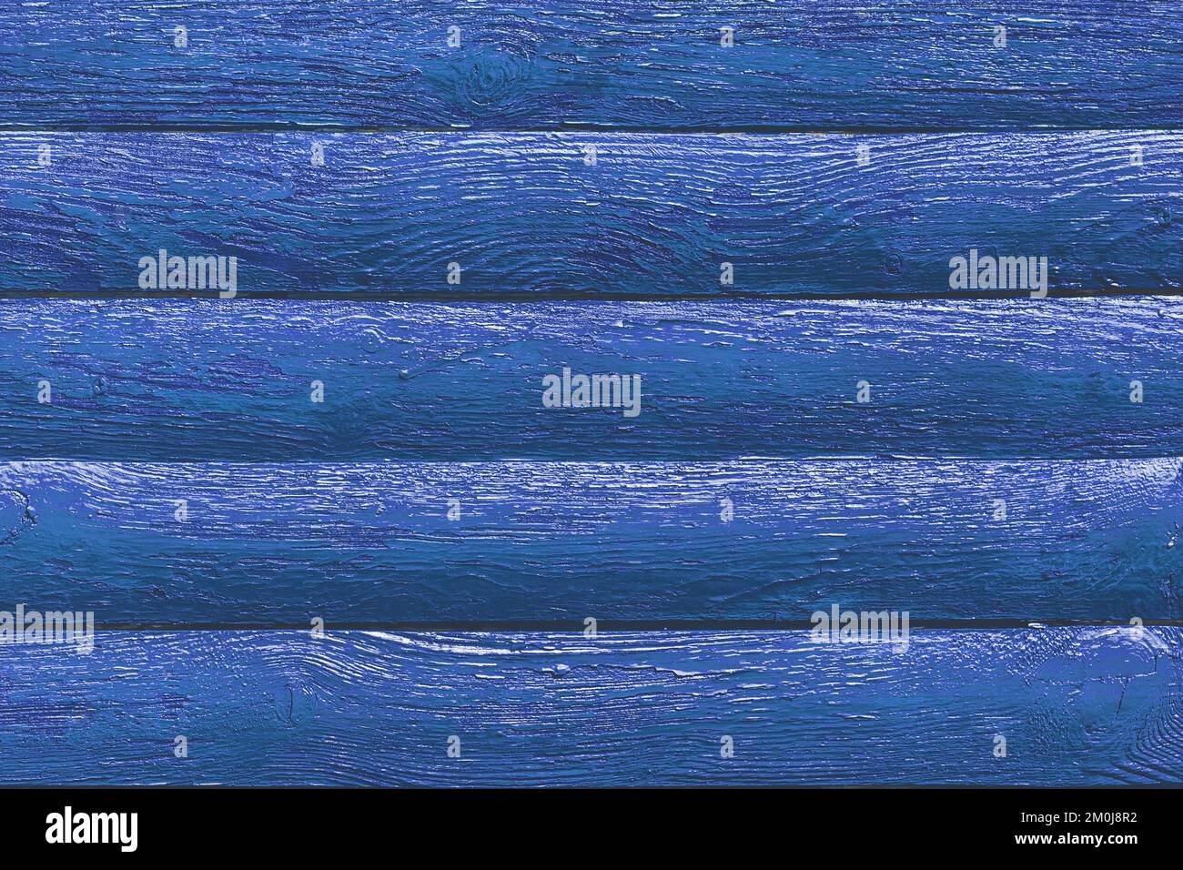 Peinture bleue sur la clôture lignes horizontales bandes planches surface bois texture planche fond. Banque D'Images
