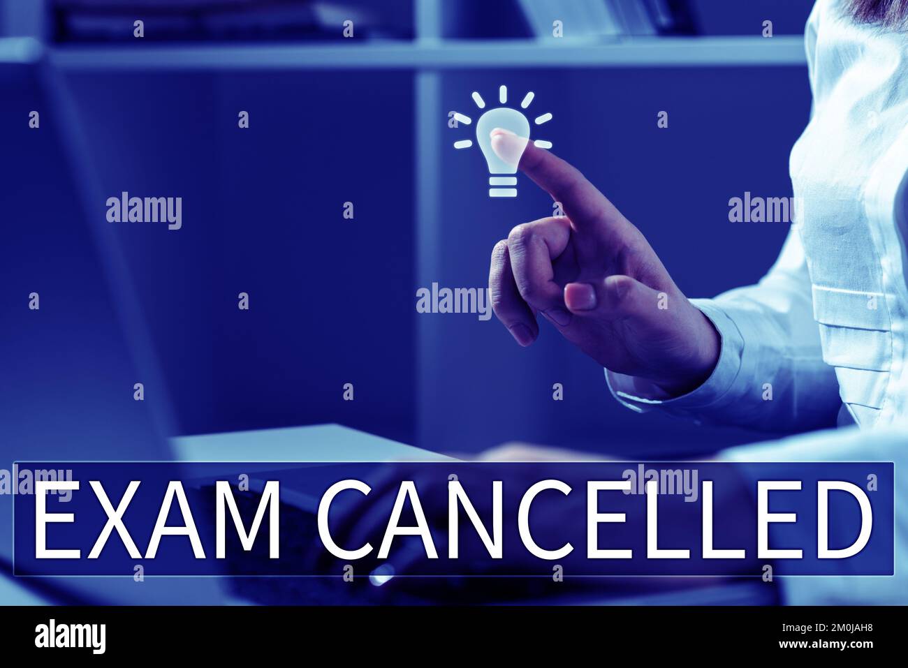 Examen de légende conceptuelle annulé. Mot écrit sur les prédictions