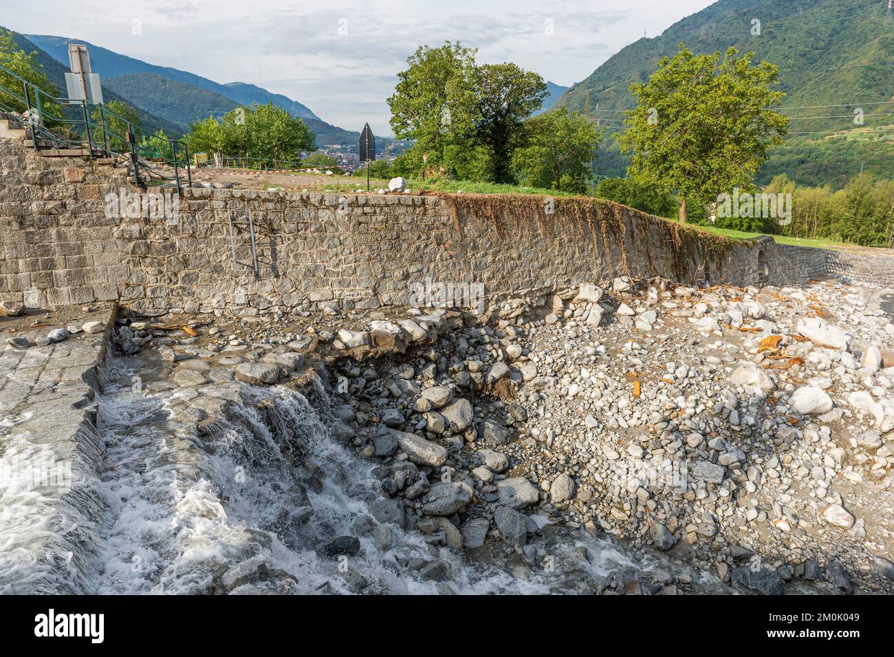 glissement du cours d'eau re, niardo, italie Banque D'Images