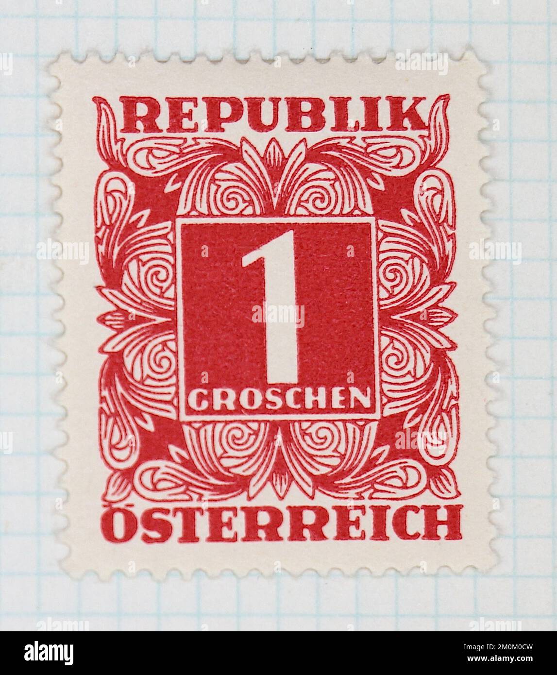 Photo d'un timbre-poste de l'Autriche chiffre dans le cadre carré Postage due série 1949-1957 Banque D'Images