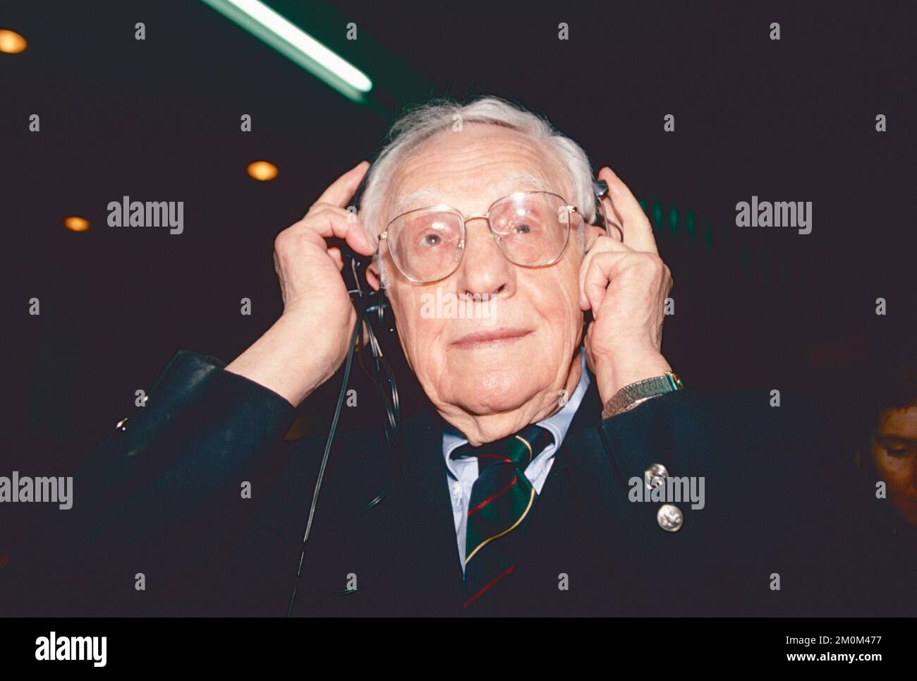 Biochimiste américain Julius Axelrod, lauréat du prix Nobel de médecine, Italie 1994 Banque D'Images