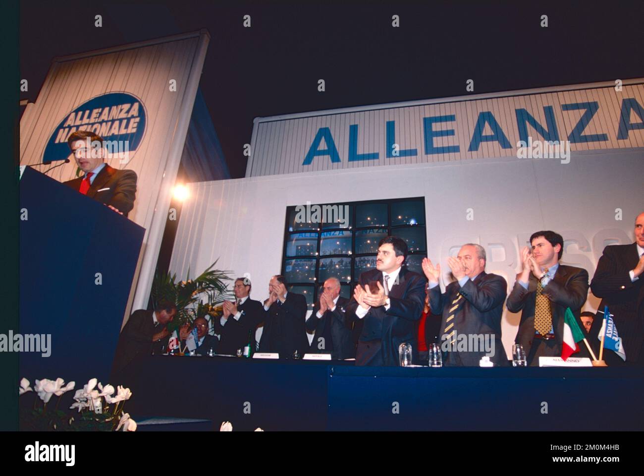 Politiciens italiens de droite , Alleanza Nazionale, parti, congrès, Fiuggi, Italie, 1995 Banque D'Images