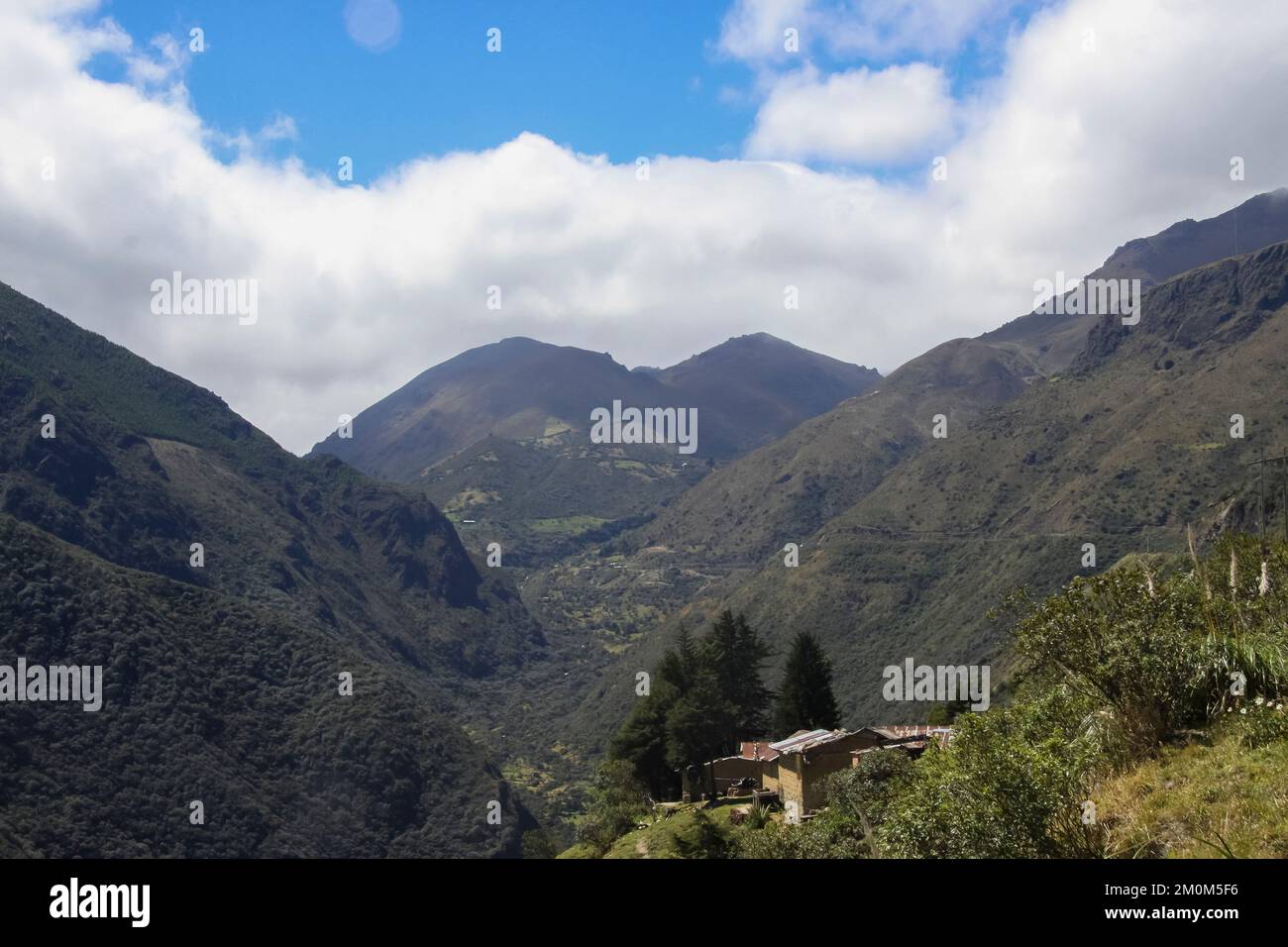 Parque Nacional cajas, Azuay, Équateur. Le parc national d'El cajas ou le parc national de cajas est un parc national situé dans les hauts plateaux de l'Équateur. dans la province o Banque D'Images