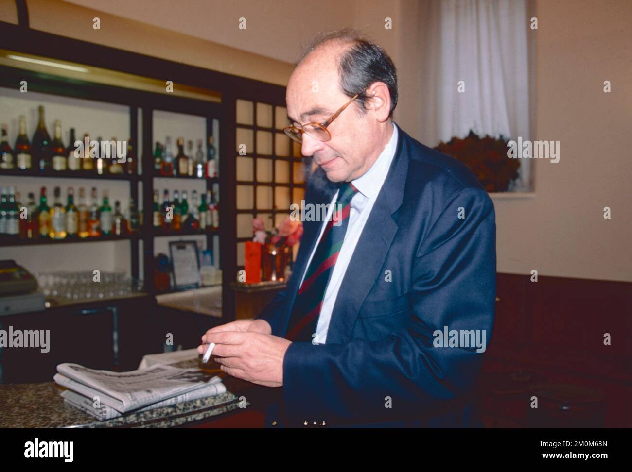 Le journaliste italien Giorgio Santerini, Secrétaire général de la FNSI, Rome, Italie 1994 Banque D'Images