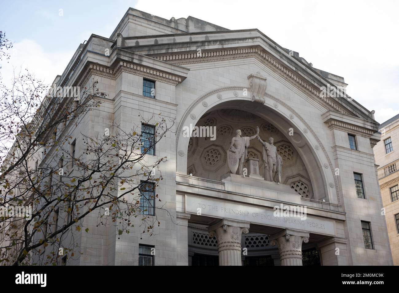 Bush House sur l'Aldwych dans le centre de Londres. Ancienne maison du BBC World Service. Banque D'Images