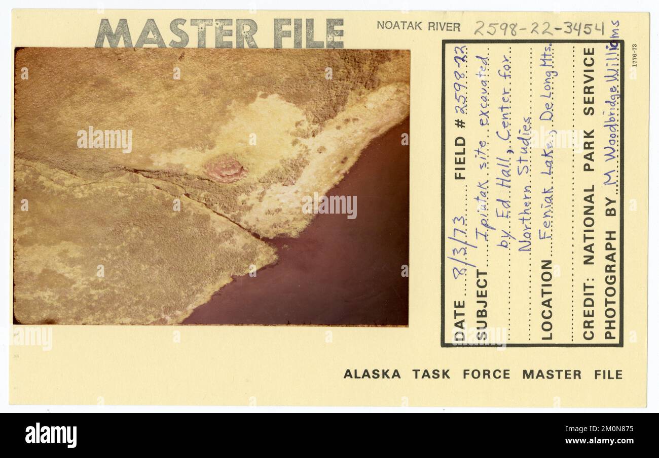 Site d'Ipiutak, excavé par le Centre d'études nordiques d'Ed Hall. Photographies du Groupe de travail de l'Alaska Banque D'Images