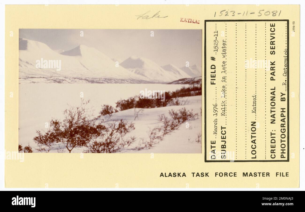 Lac Kulik à la fin de l'hiver. Photographies du Groupe de travail de l'Alaska Banque D'Images