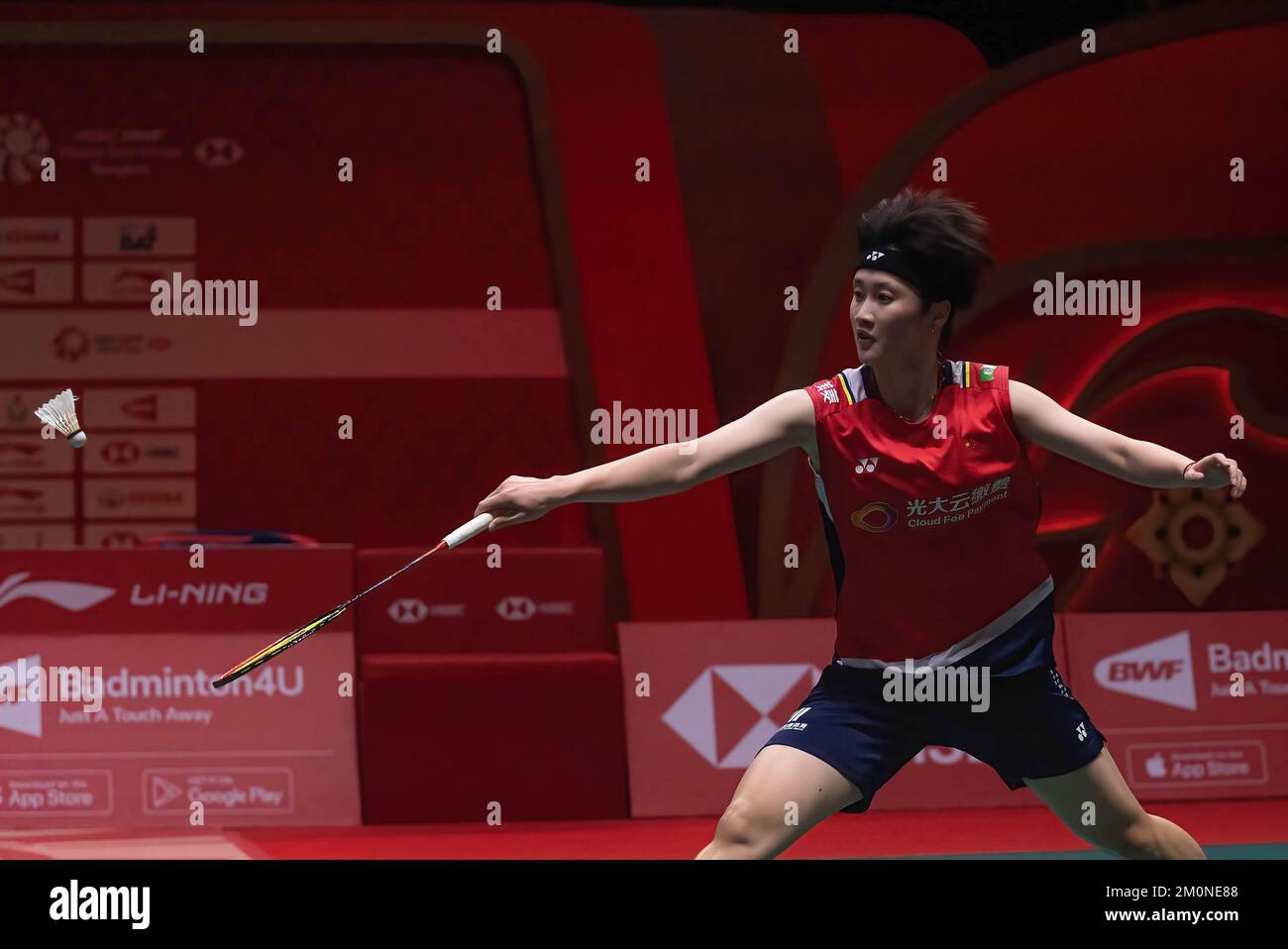 Bangkok, Thaïlande. 07th décembre 2022. Cheng Yu FEI, de Chine, vu en action lors de la monoplace des femmes de Badminton lors des finales du Tour mondial BTW HSBC 2022 au stade Nimibutr. Gregoria Mariska Tunjung a gagné Cheng Yu FEI 2-1 (21-9, 14-21, 21-16). (Photo de Peerapon Boonyakiat/SOPA Images/Sipa USA) crédit: SIPA USA/Alay Live News Banque D'Images