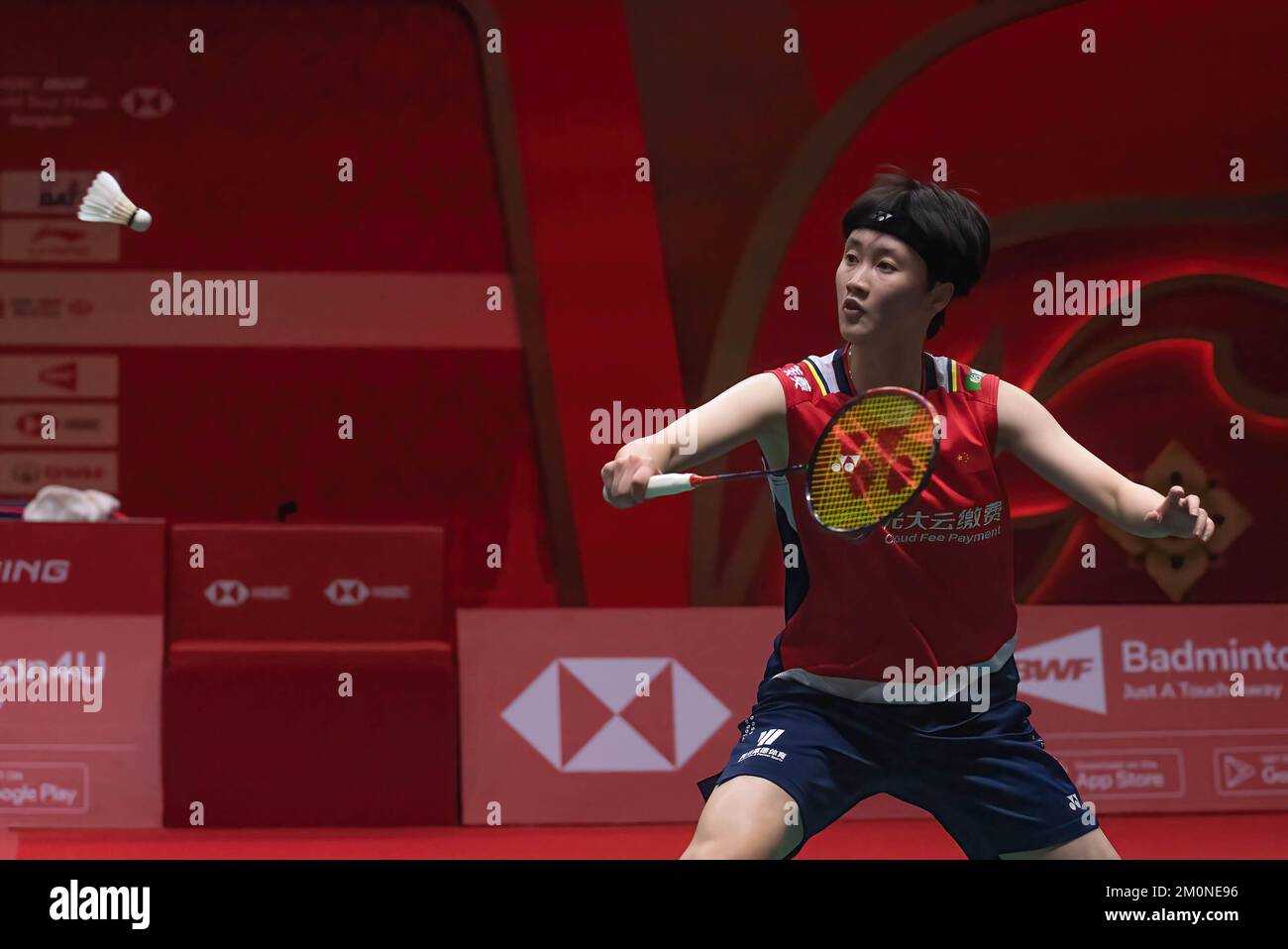 Bangkok, Thaïlande. 07th décembre 2022. Cheng Yu FEI, de Chine, vu en action lors de la monoplace des femmes de Badminton lors des finales du Tour mondial BTW HSBC 2022 au stade Nimibutr. Gregoria Mariska Tunjung a gagné Cheng Yu FEI 2-1 (21-9, 14-21, 21-16). (Photo de Peerapon Boonyakiat/SOPA Images/Sipa USA) crédit: SIPA USA/Alay Live News Banque D'Images