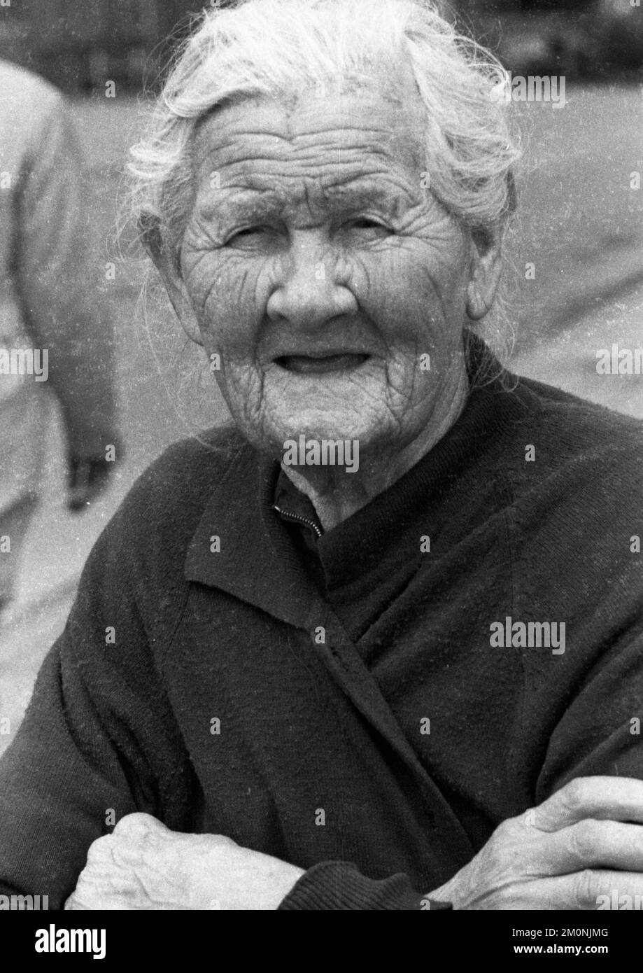 Symbolique pour une partie de l'état de l'agriculture - ici sur 7.4.1972 à Schoenhagen dans le district d'Uslar près de Northeim - est cette décomposition des fermes.Alte Banque D'Images