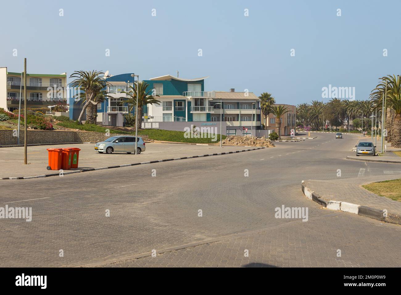 Swakopmund, Namibie - 03 octobre 2018 : promenade à Swakopmund. Végétation exotique. Banque D'Images