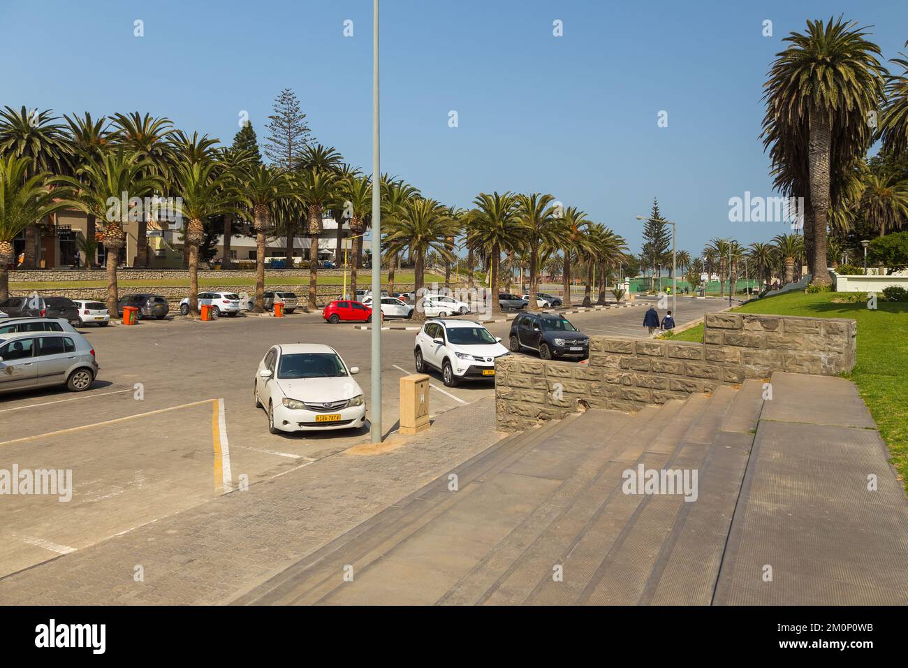 Swakopmund, Namibie - 03 octobre 2018 : promenade à Swakopmund. Végétation exotique. Banque D'Images