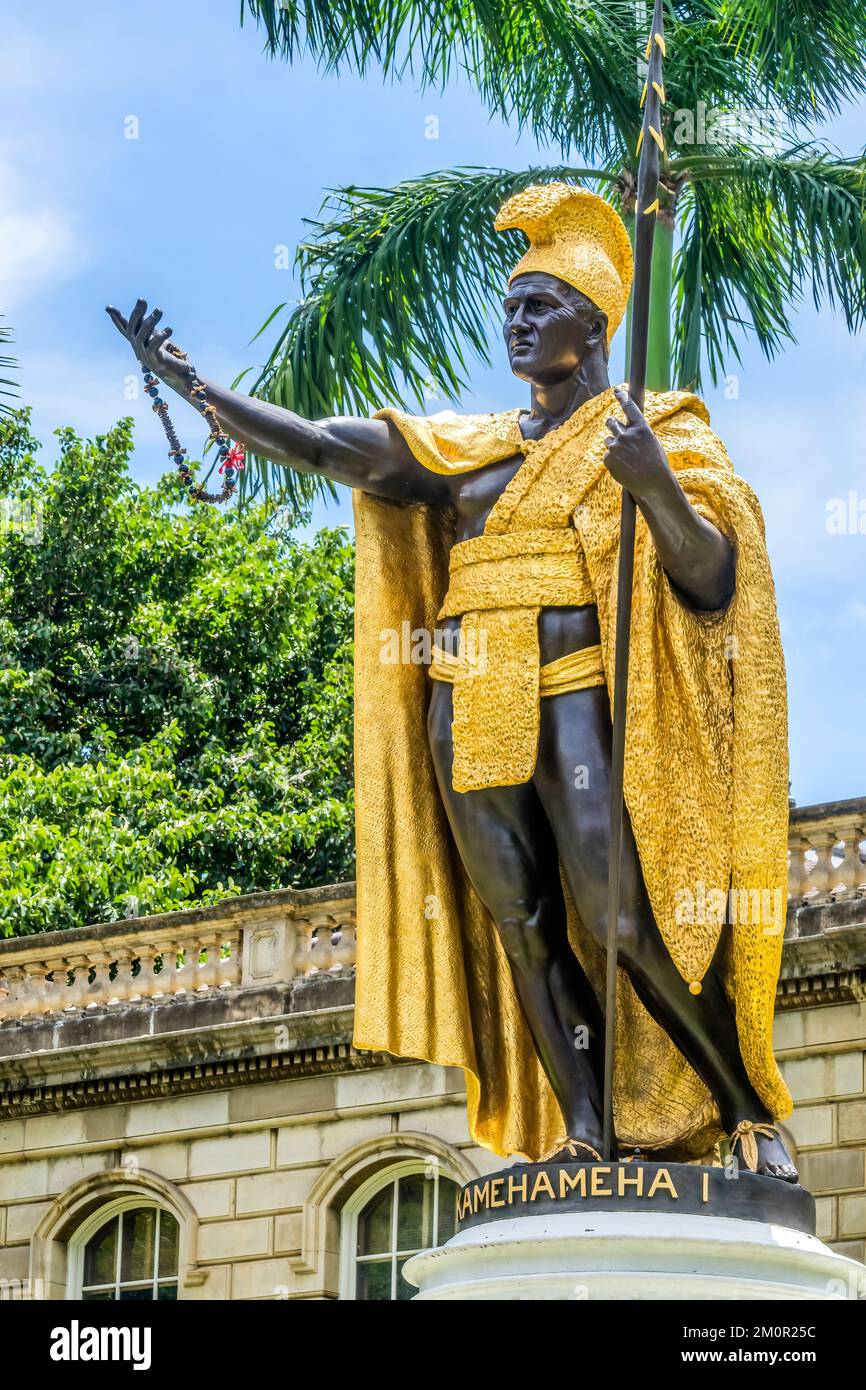 King Kamehameha I Statue Cour suprême d'État immeuble Honolulu Oahu Hawaii King a fondé le Royaume d'Hawaï unifiant les îles hawaïennes dédiées en 1883 par Banque D'Images