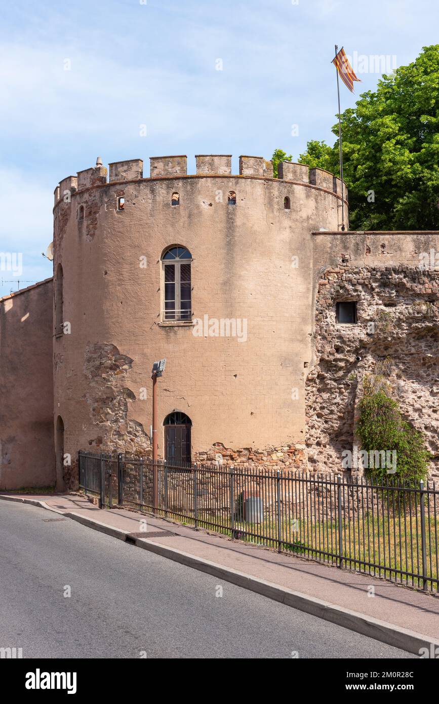 Le monument historique de la porte de Gaule (la porte des Gaules), ancienne  fortification romaine, à Fréjus (Var, Provence-Alpes-Côtes-d'Azur, France  Photo Stock - Alamy
