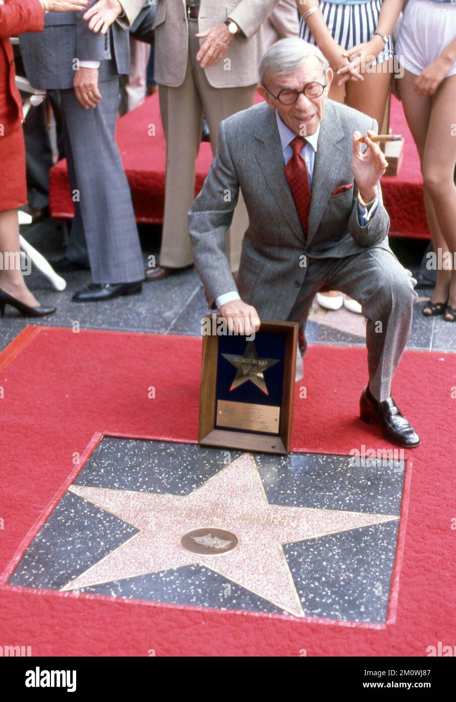 George Burns à sa cérémonie du Walk of Fame de Hollywood. 1984. Crédit: Ralph Dominguez/MediaPunch Banque D'Images