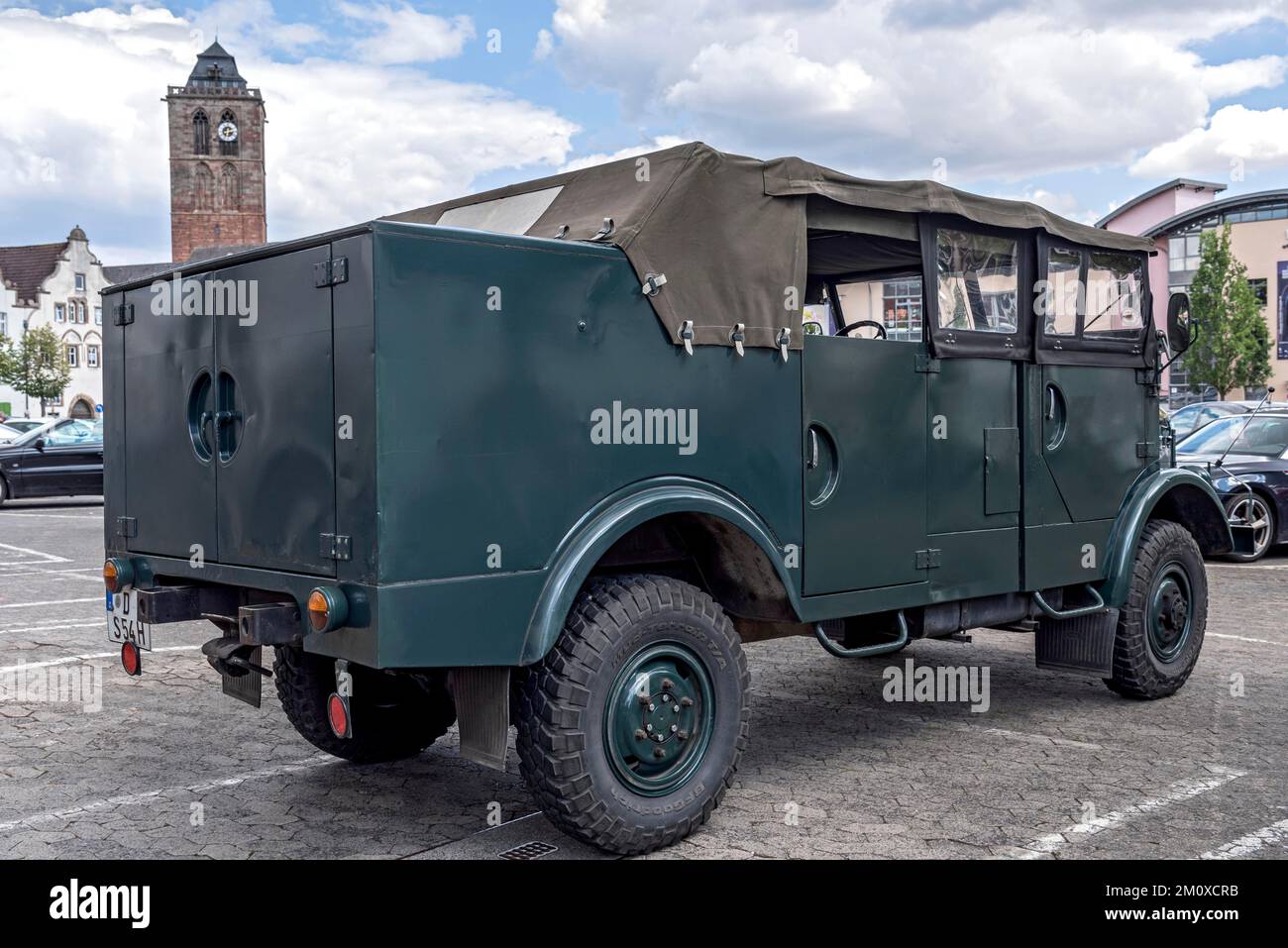 Voiture d'époque Borgward B 2000 AO, transmission intégrale avec moteur à essence, Kübelwagen, véhicule tout-terrain, véhicule militaire des forces armées allemandes, camion, Banque D'Images