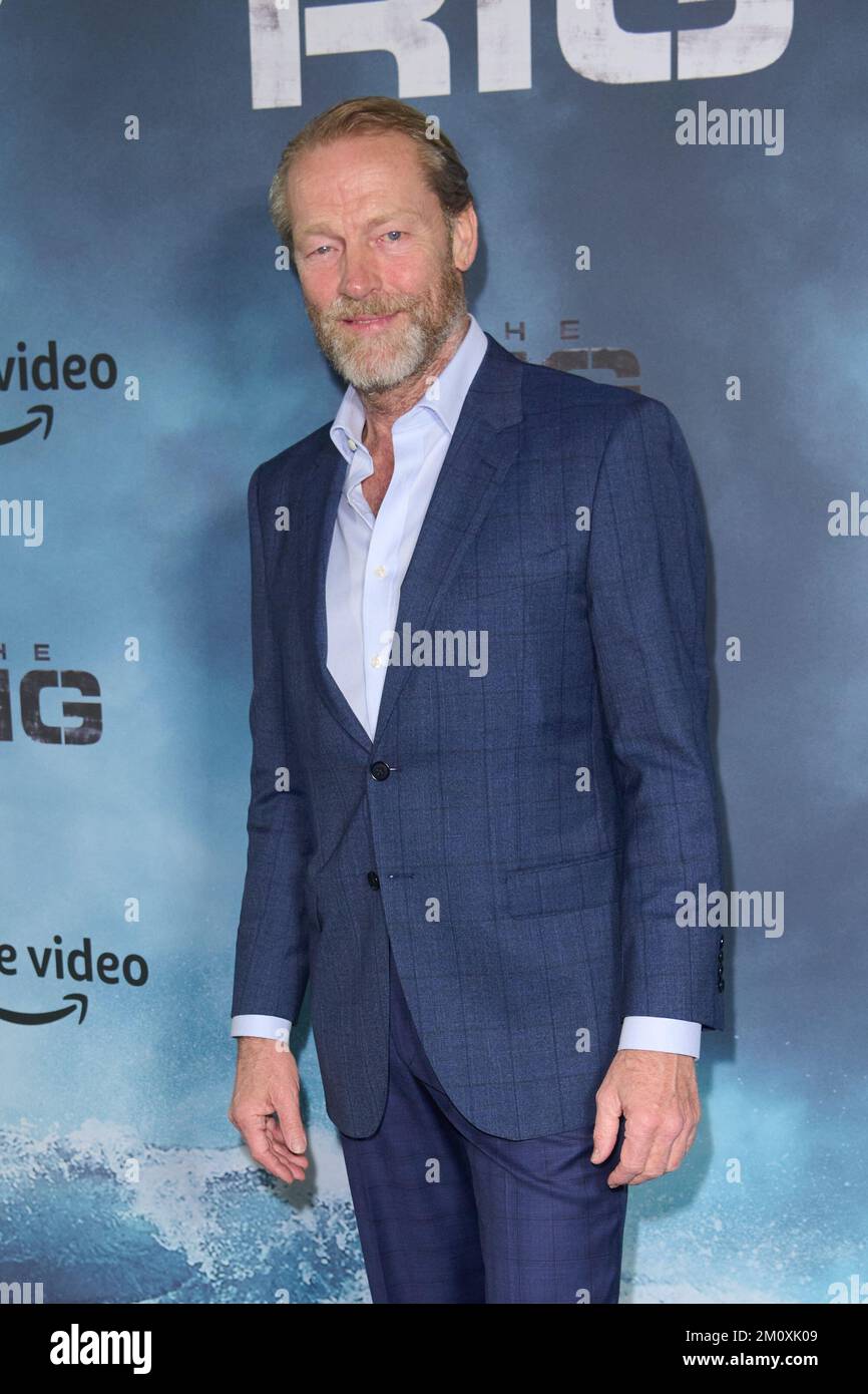 Londres, Royaume-Uni . 8 décembre 2022 . Iain Glen photographié à la première de Londres du Rig qui a eu lieu au Regent Street Cinema. Crédit : Alan D West/EMPICS/Alay Live News Banque D'Images