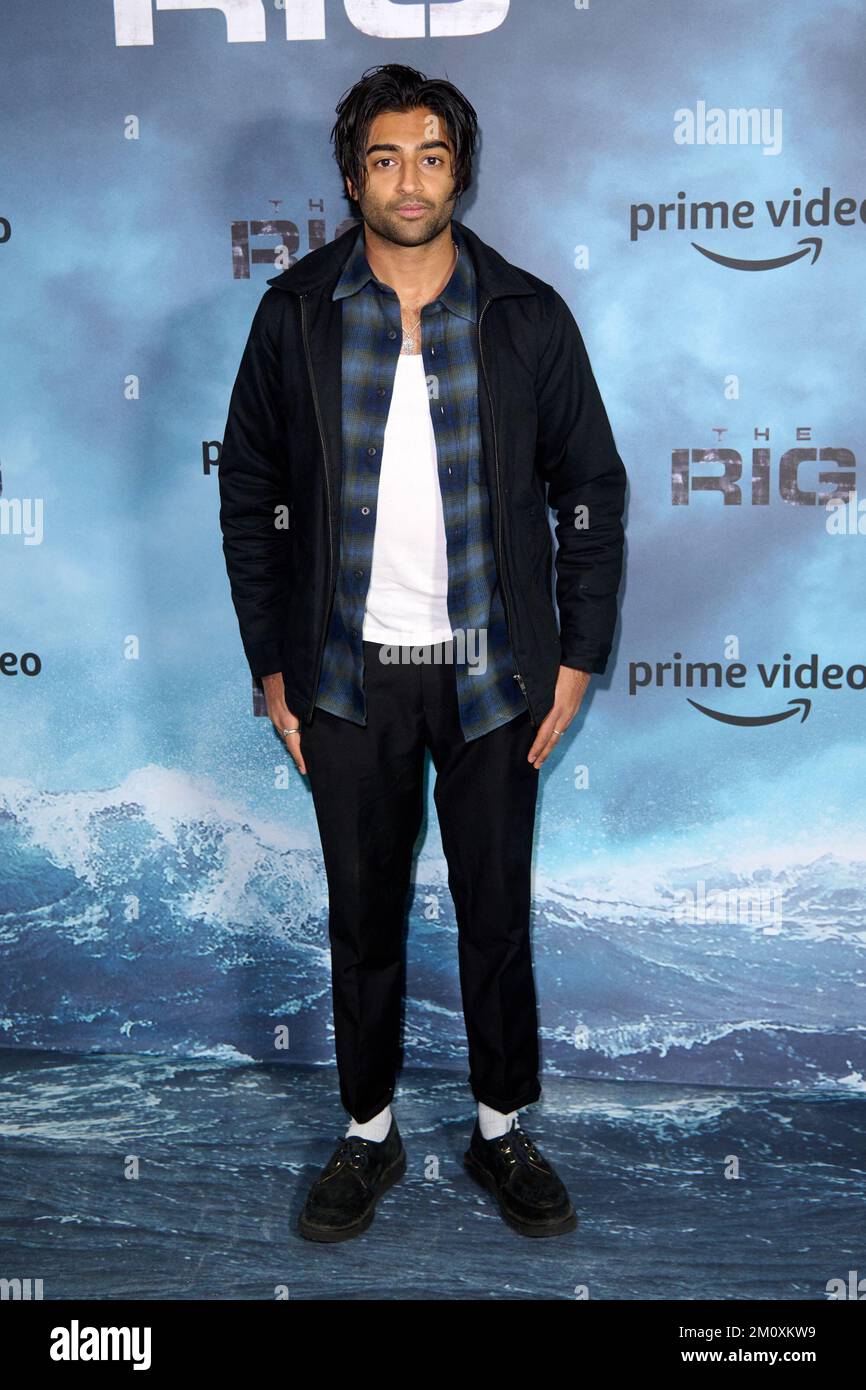 Londres, Royaume-Uni . 8 décembre 2022 . Nikhil Parmar photographié à la première du Rig à Londres, au Regent Street Cinema. Crédit : Alan D West/EMPICS/Alay Live News Banque D'Images