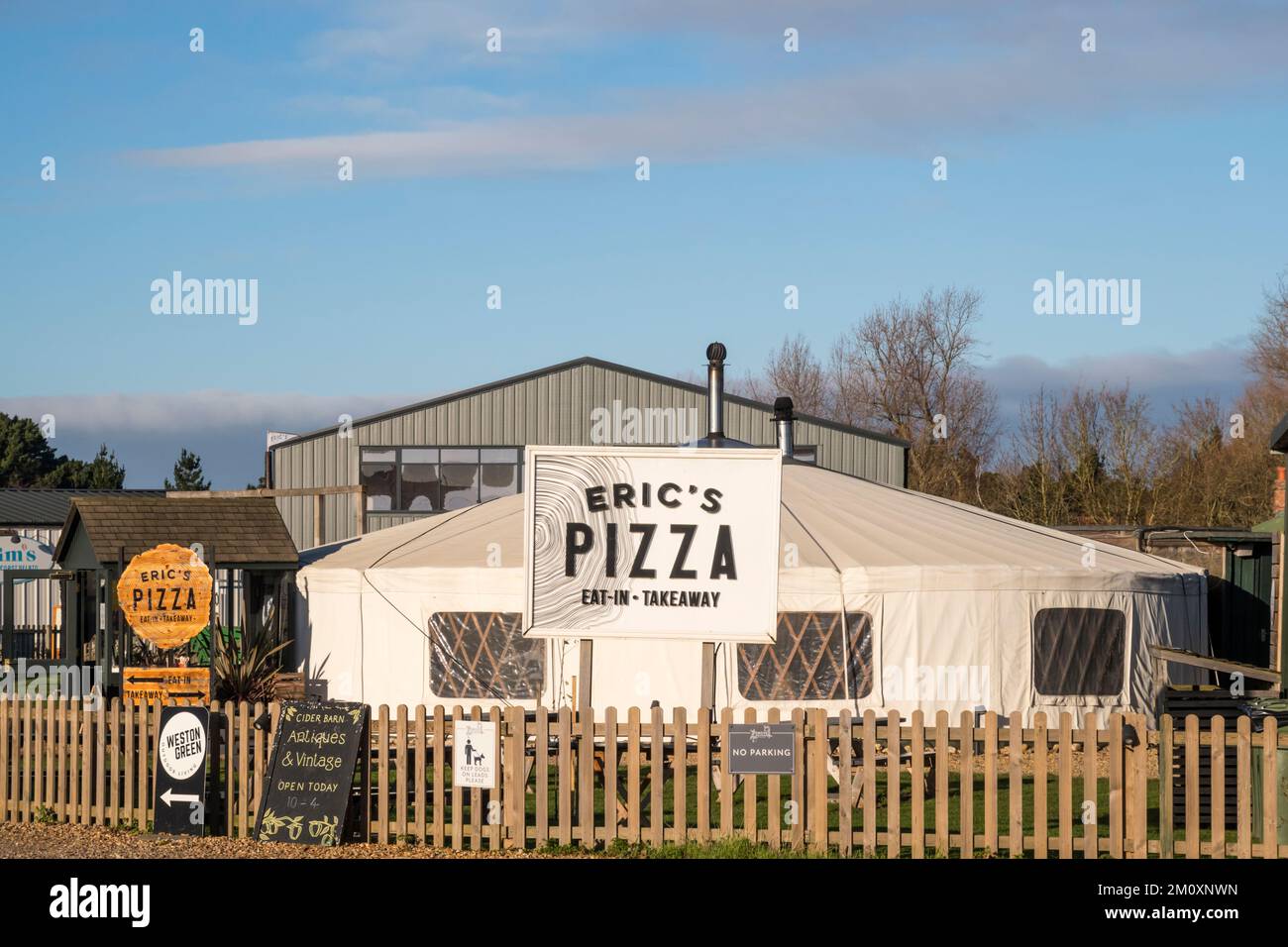 Les pizzas d'Eric à roulait Orchards, Thornham, sur la côte nord de Norfolk. Banque D'Images