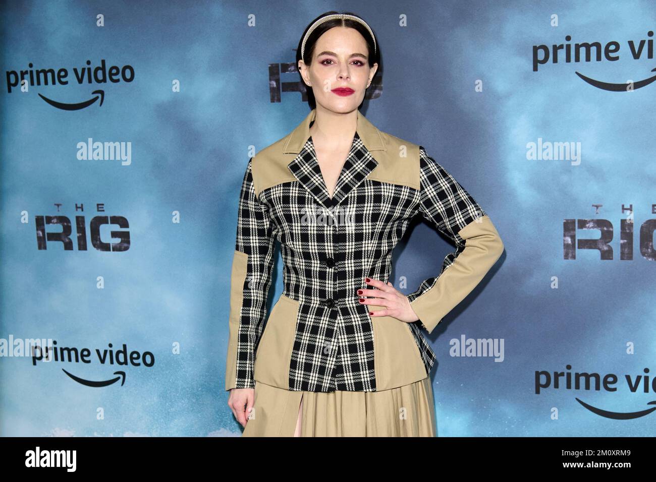 Londres, Royaume-Uni . 8 décembre 2022 . Emily Hampshire en photo à la première de Londres du Rig qui a eu lieu au Regent Street Cinema. Crédit : Alan D West/EMPICS/Alay Live News Banque D'Images