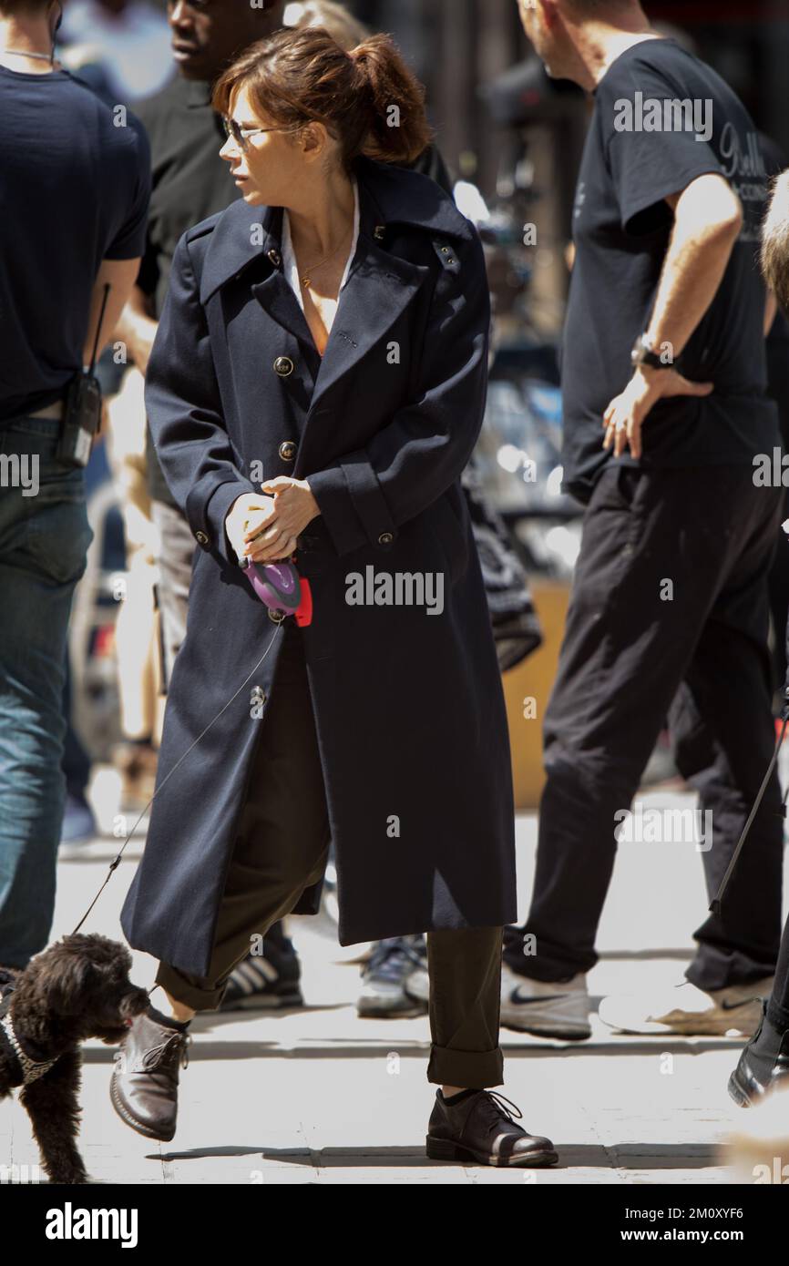 Anna Friel films Marcella Banque D'Images