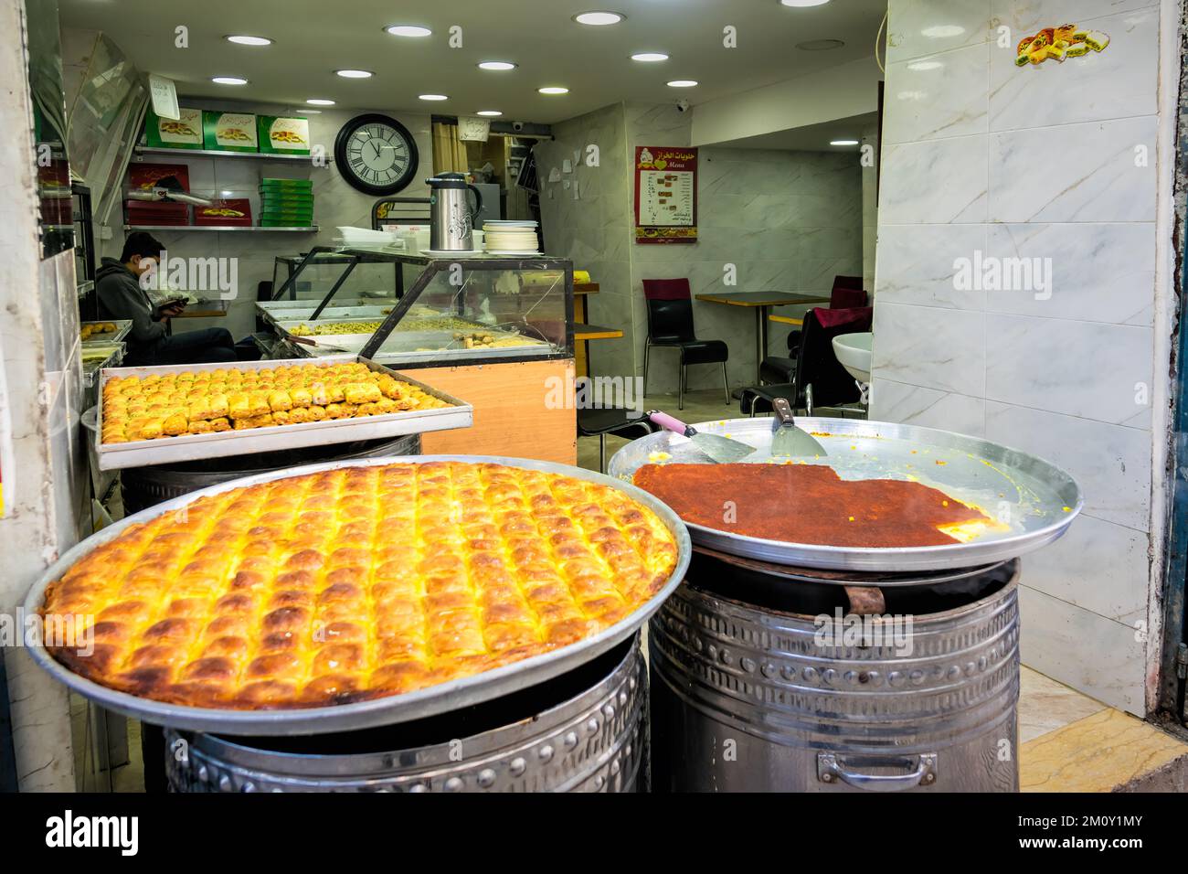 Pâtisserie dans une boulangerie de Naplouse, Cisjordanie, Palestine. Banque D'Images
