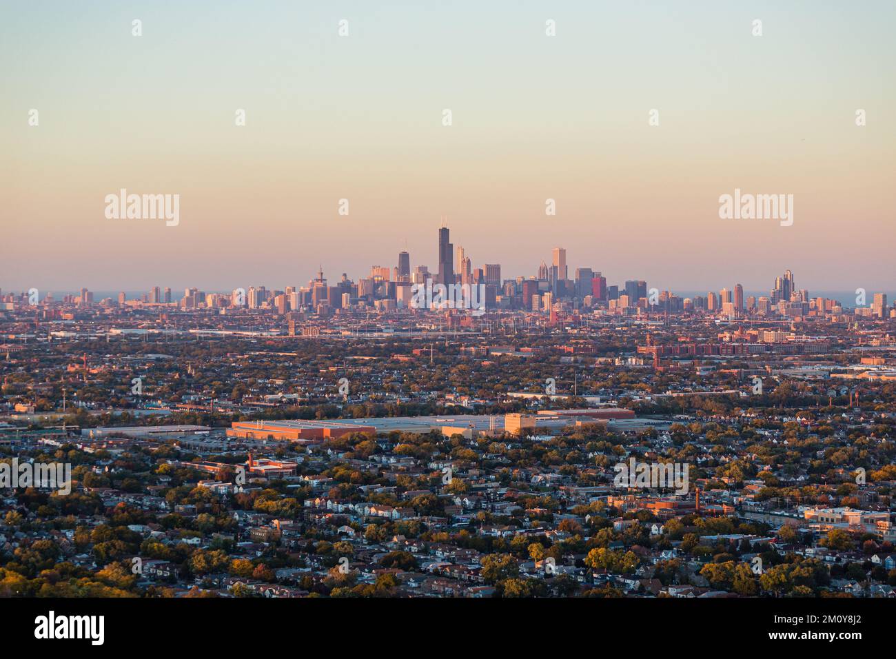 Ligne d'horizon de Chicago prise de Midway Garfield Ridge Area Banque D'Images