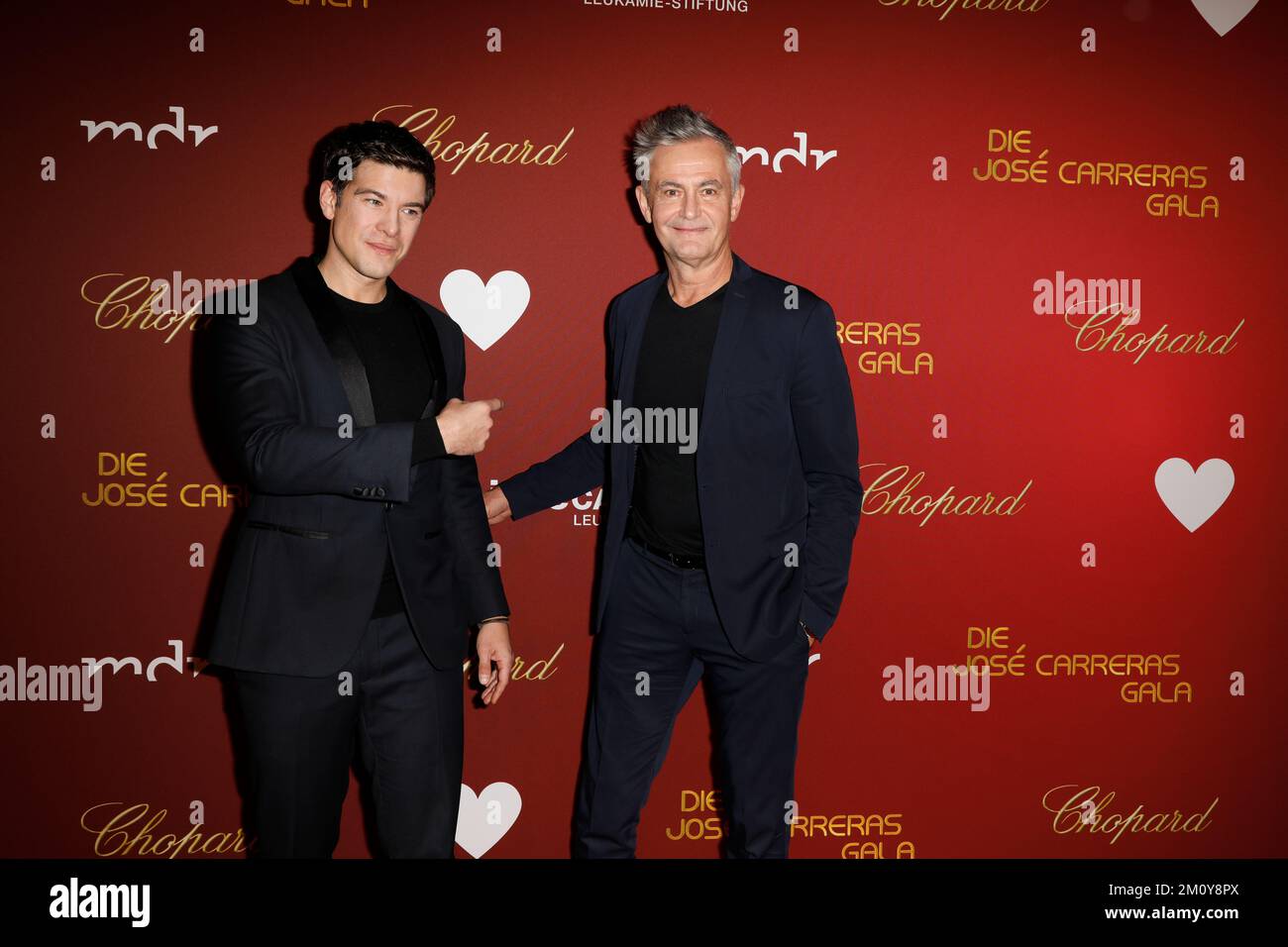 Philipp Danne, Robert Lohr BEI der Spendengala „José Carreras Gala 2022 ' im Studio 3 Media City. Leipzig, 07.12.2022. Banque D'Images