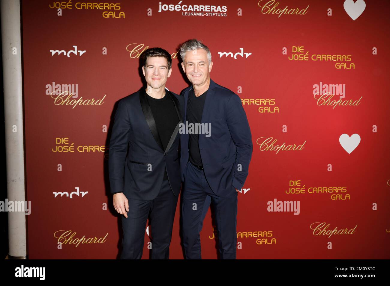 Philipp Danne, Robert Lohr BEI der Spendengala „José Carreras Gala 2022 ' im Studio 3 Media City. Leipzig, 07.12.2022. Banque D'Images
