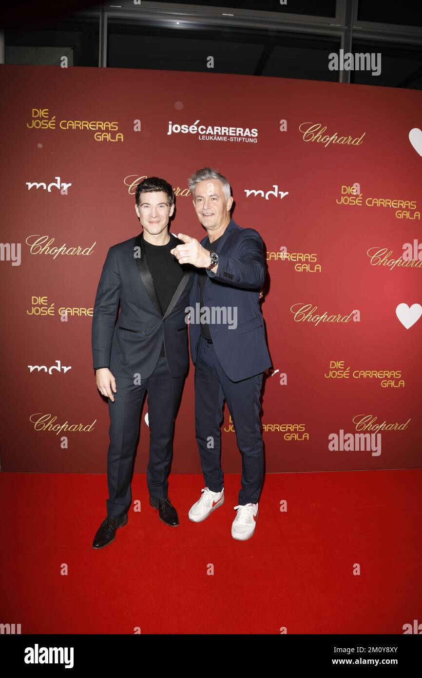 Philipp Danne, Robert Lohr BEI der Spendengala „José Carreras Gala 2022 ' im Studio 3 Media City. Leipzig, 07.12.2022. Banque D'Images