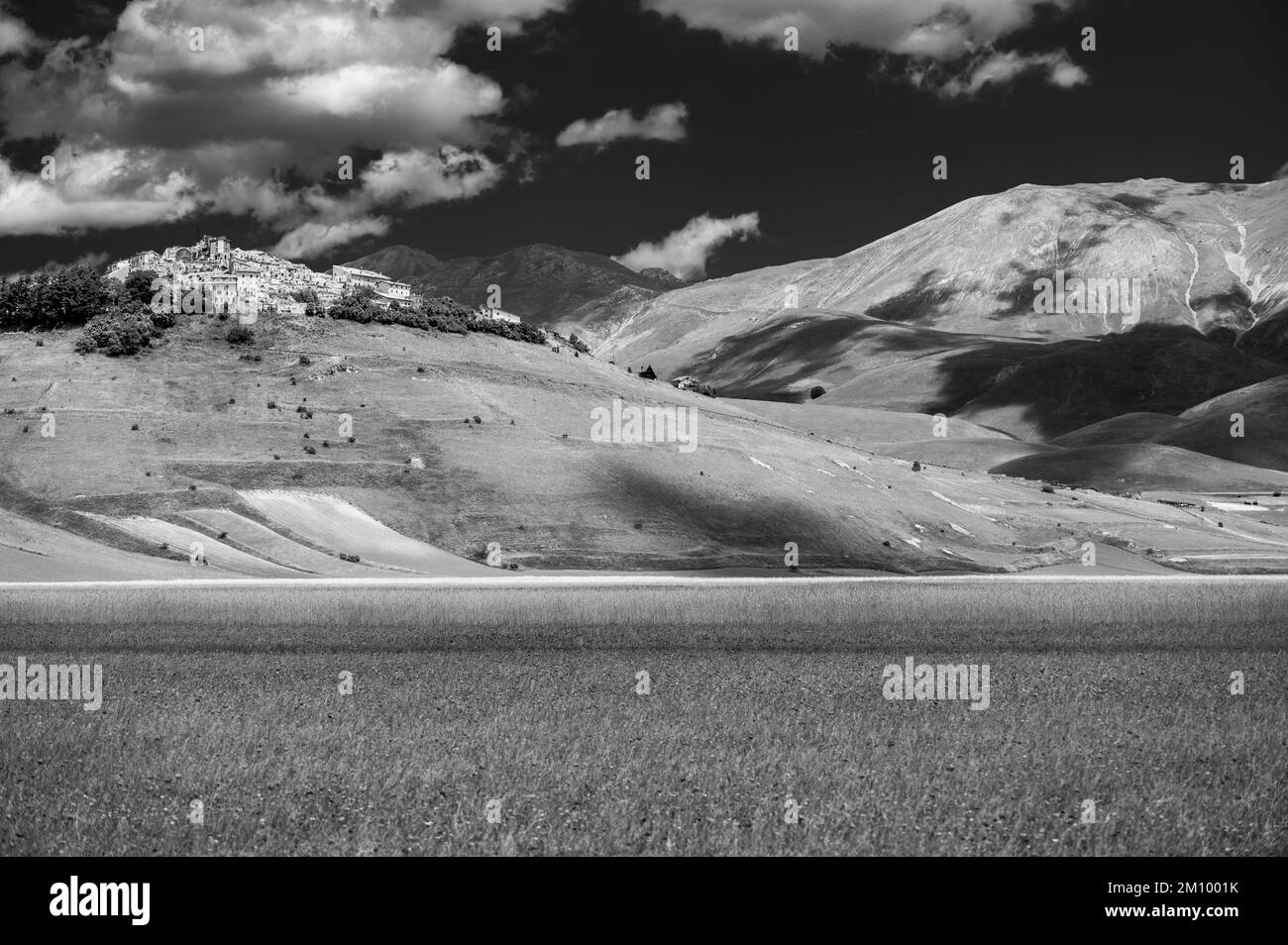 Castelluccio di Norcia. Images en noir et blanc. Banque D'Images