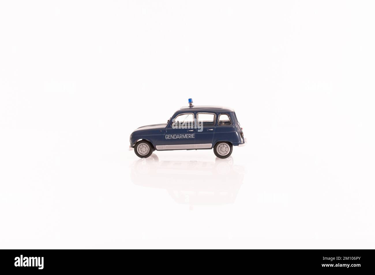 Miniature Peinte Gendarmerie Française Convertie En Voiture Cthulhu - Pour Jeux De Rôle Pulp WWII